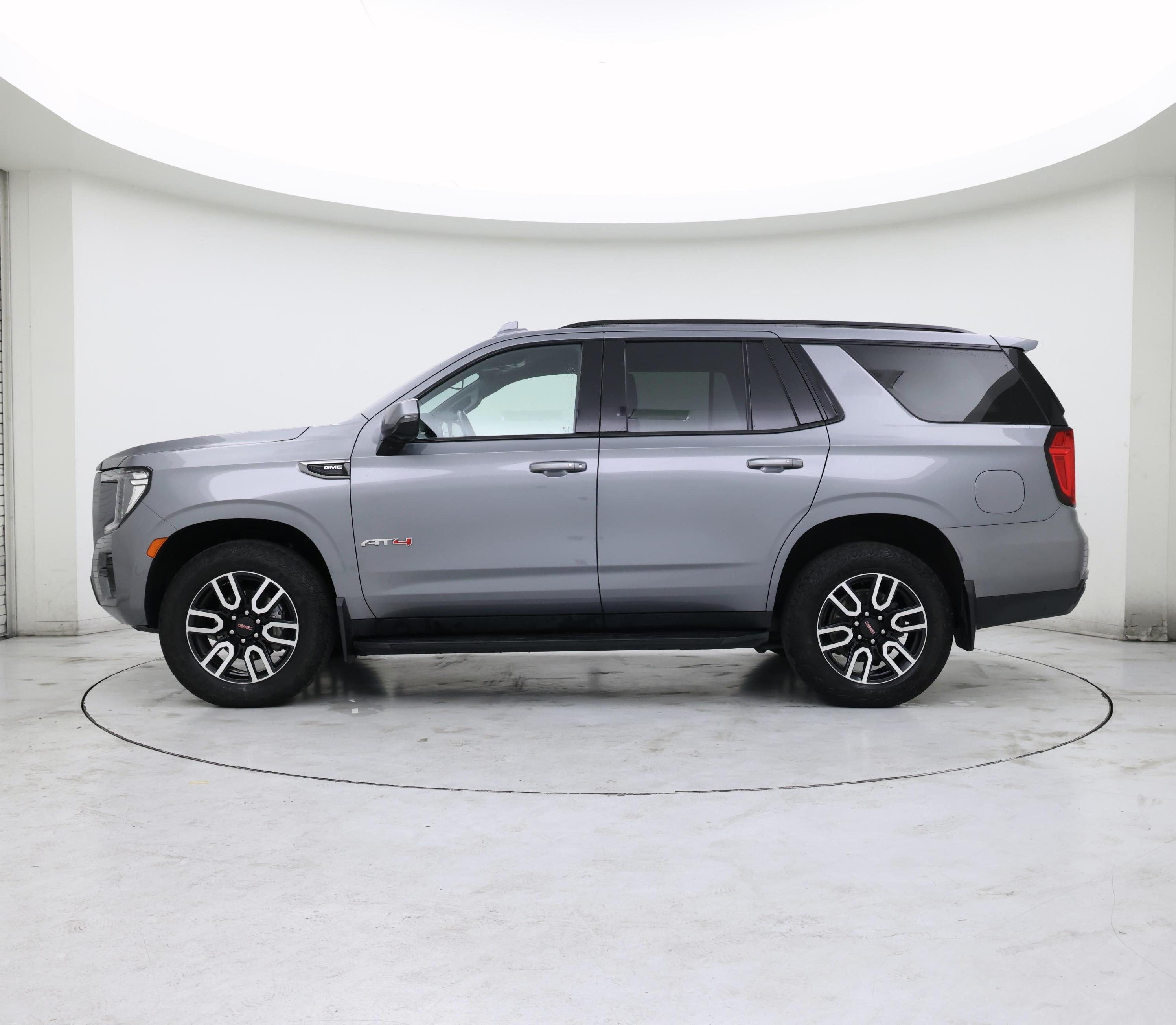 Thumbnail: 2021 GMC Yukon - 3