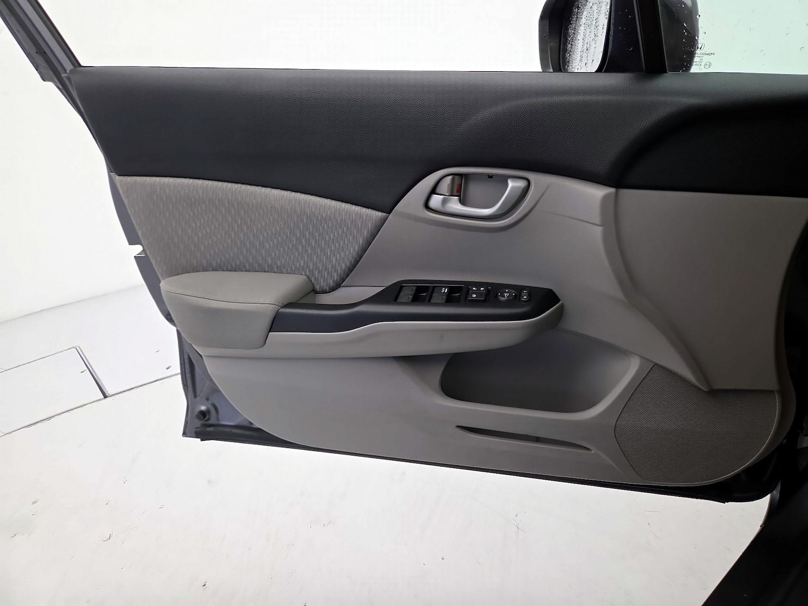 2015 Honda Civic LX - Photo 13