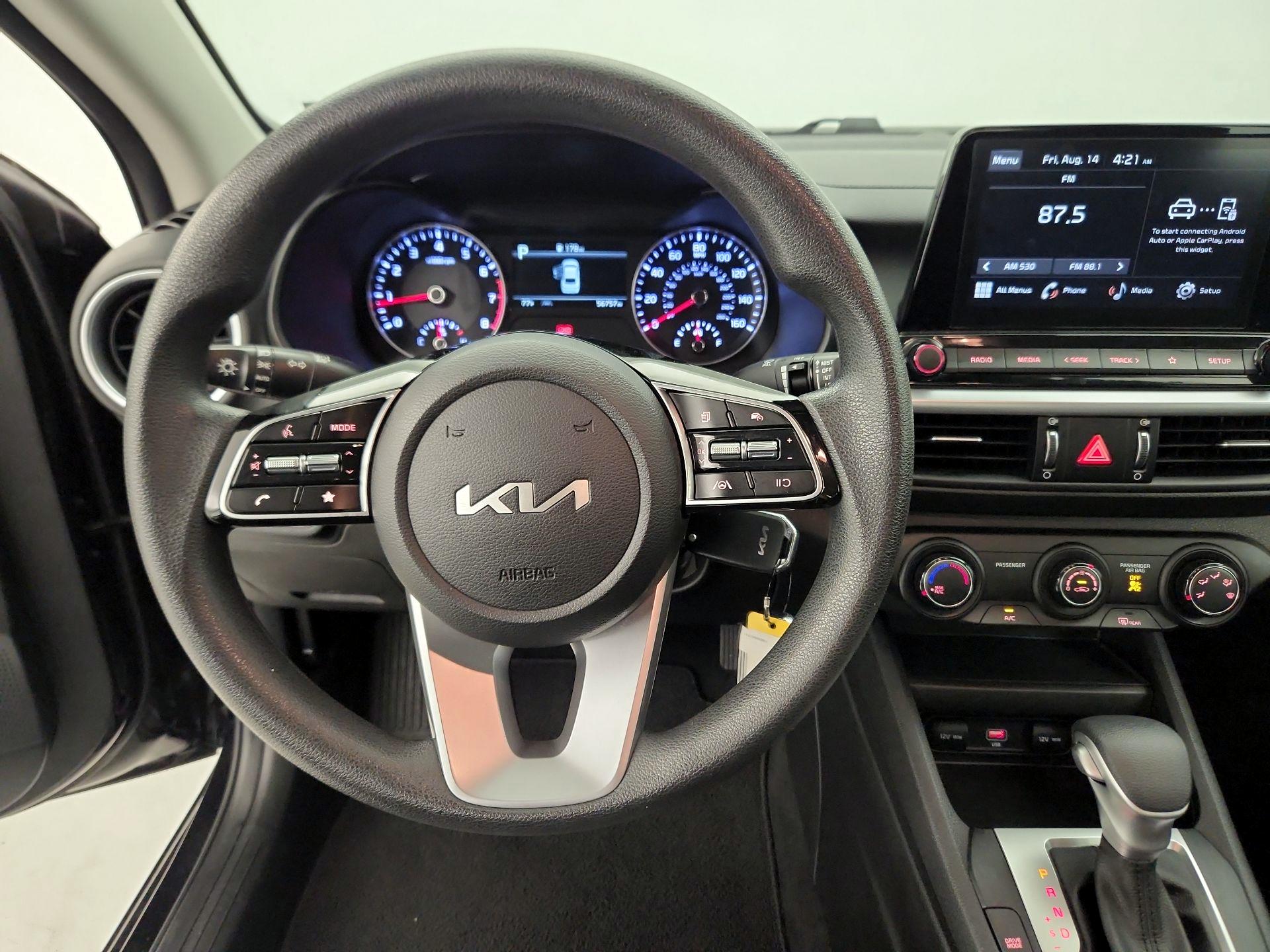 Thumbnail: 2023 Kia Forte - 10