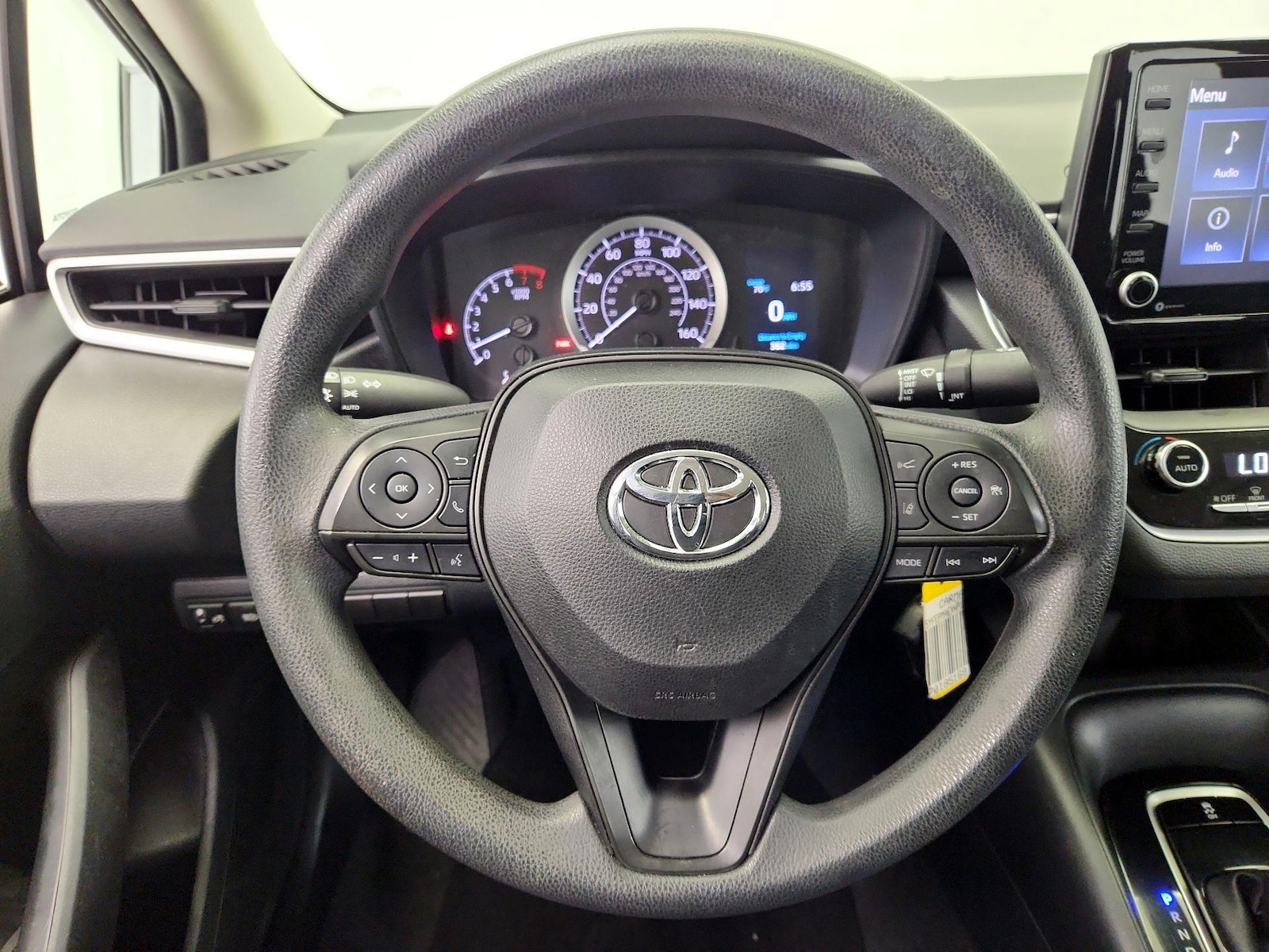 2022 Toyota Corolla LE - Photo 11