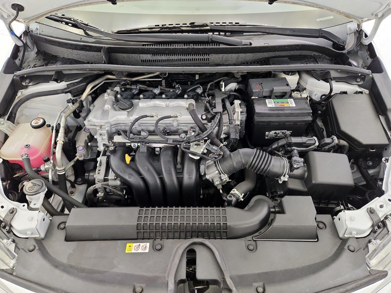 2022 Toyota Corolla LE - Photo 22