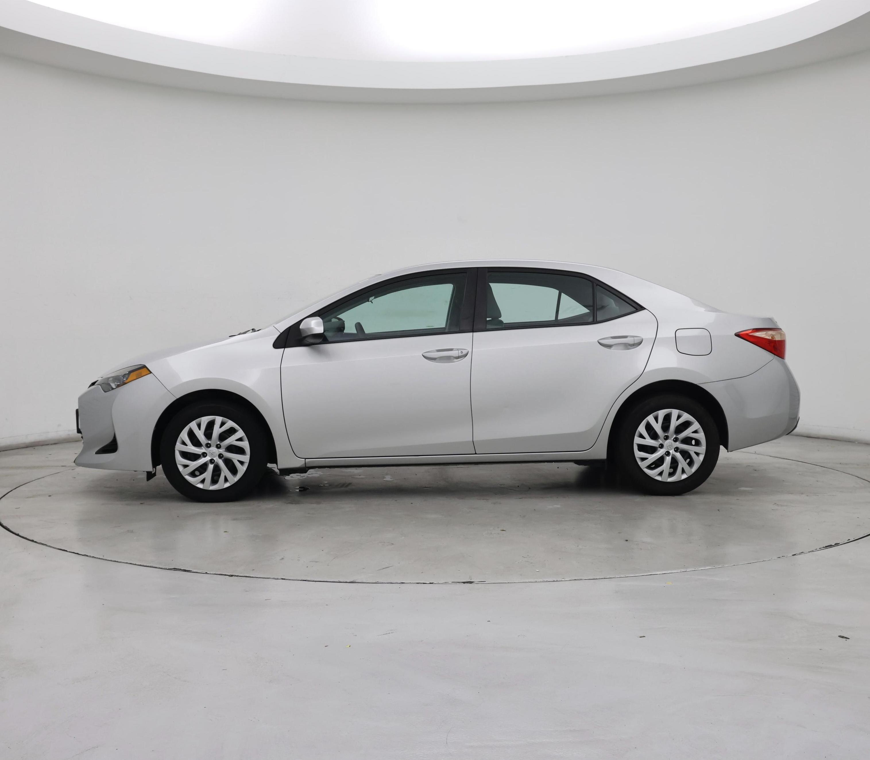 Thumbnail: 2019 Toyota Corolla - 3