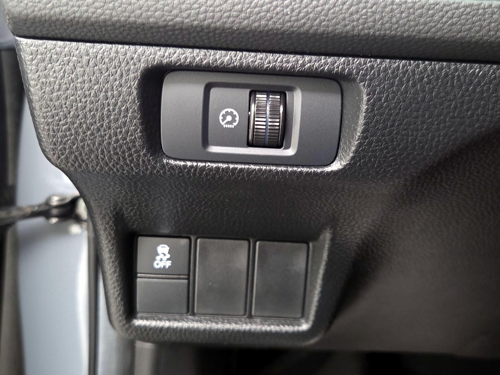 2025 Honda Civic Hatchback Sport - Photo 14