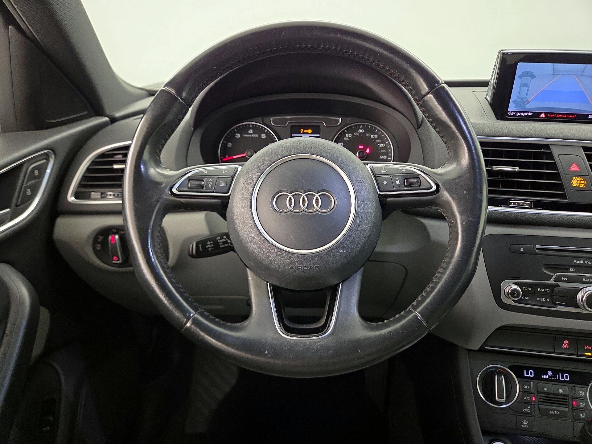 Thumbnail: 2017 Audi Q3 - 10