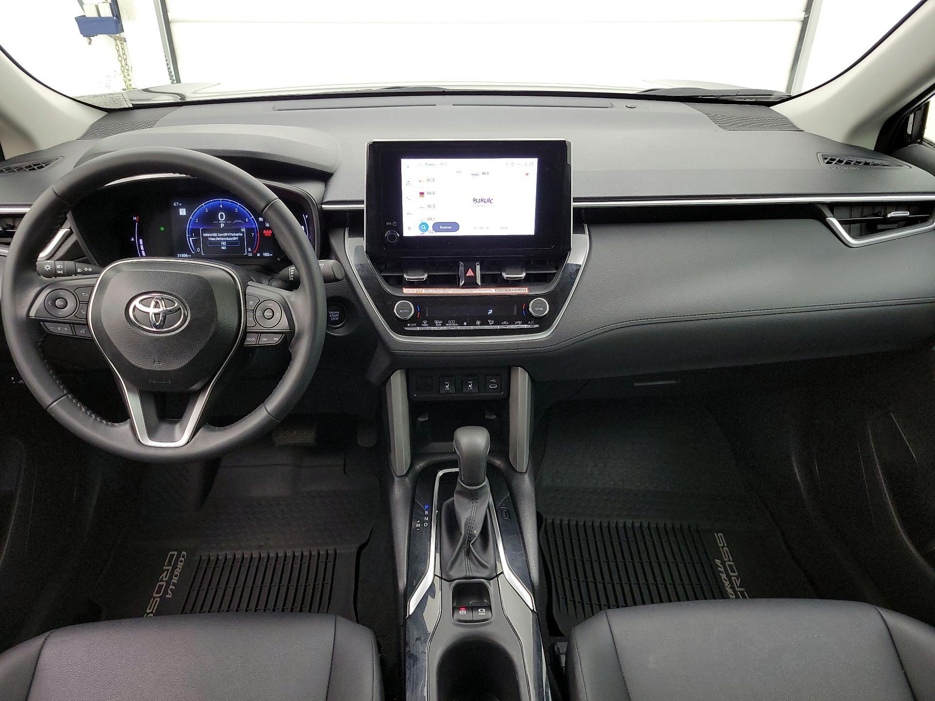 Thumbnail: 2025 Toyota Corolla Cross - 9