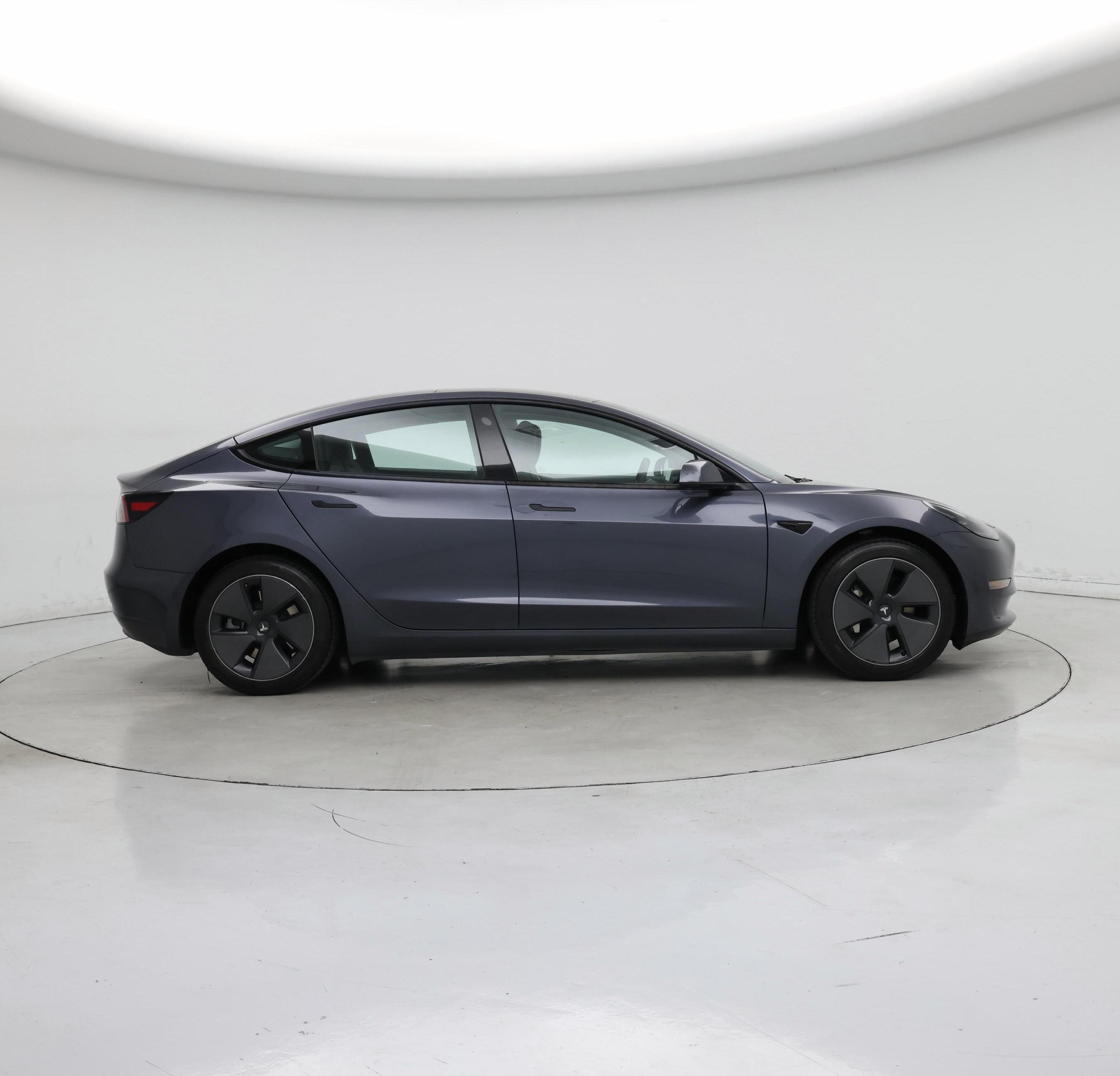 Thumbnail: 2023 Tesla Model 3 - 7