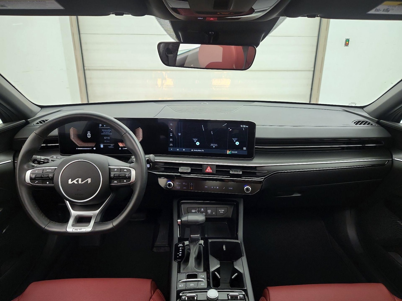 2025 Kia K5 GT-Line - Photo 10
