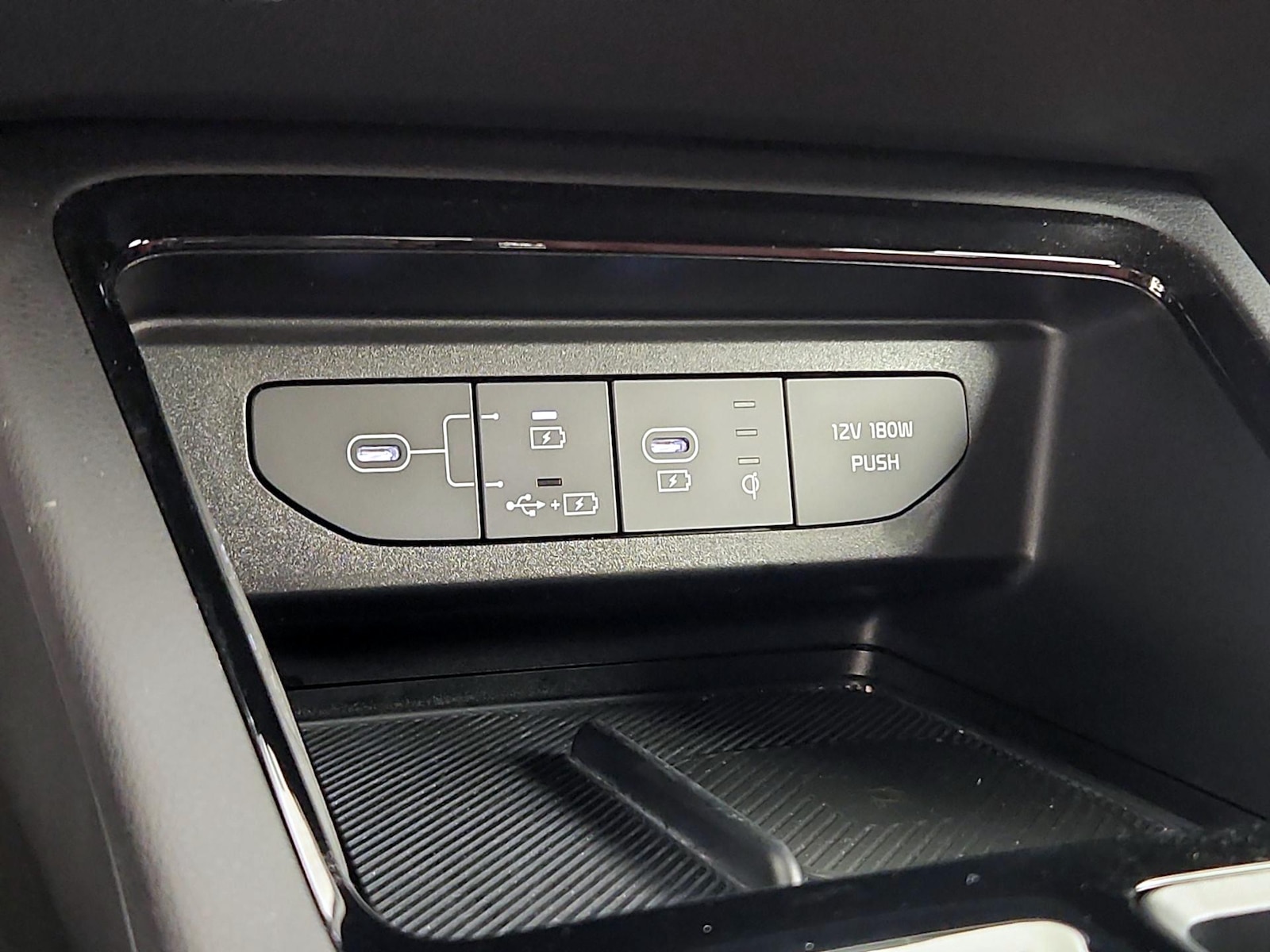 2025 Kia K5 GT-Line - Photo 20
