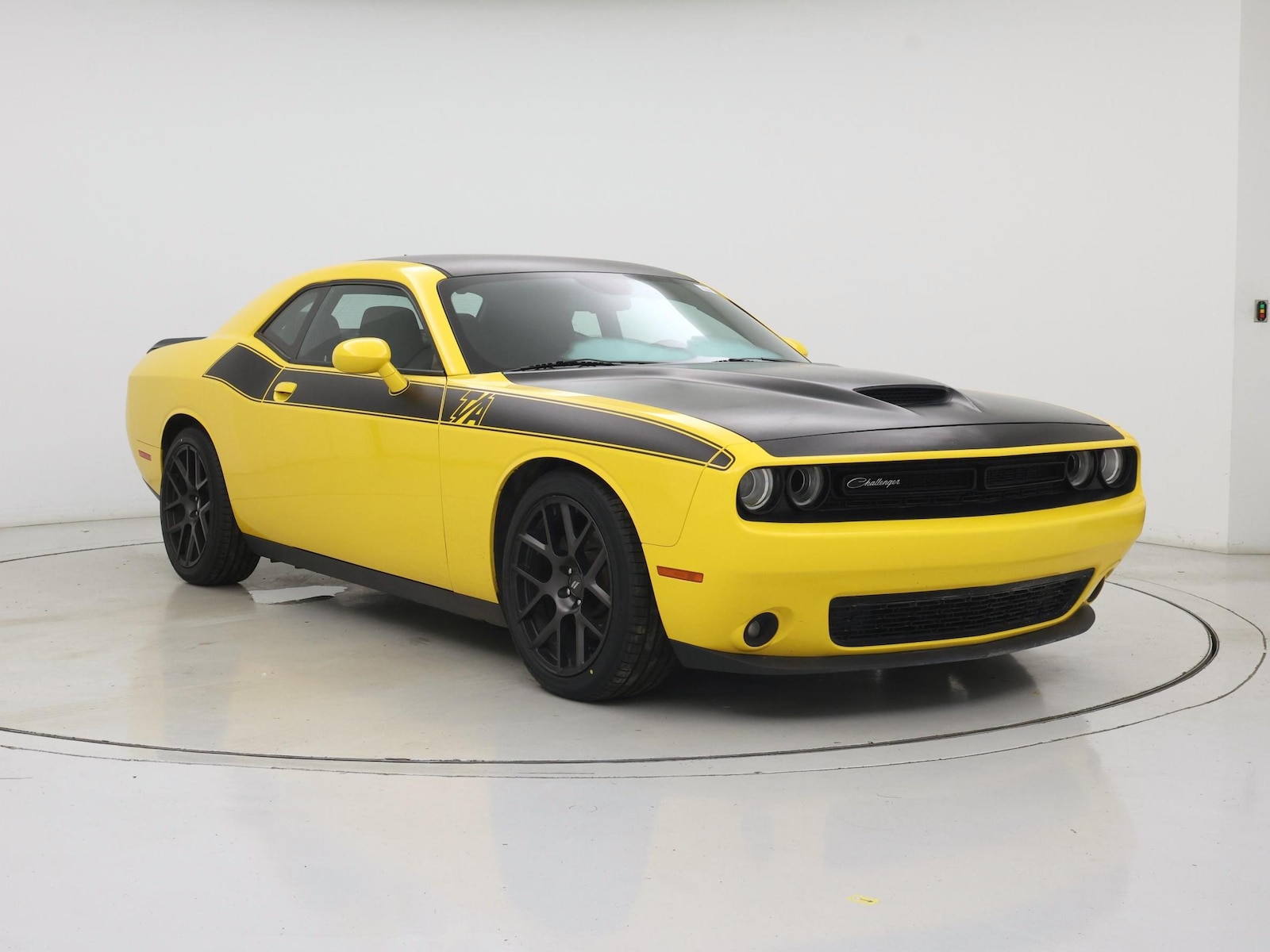 2017 Dodge Challenger T/A - Photo 2