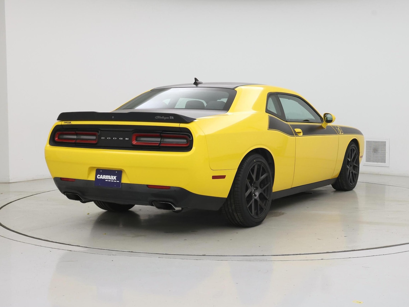 2017 Dodge Challenger T/A - Photo 9