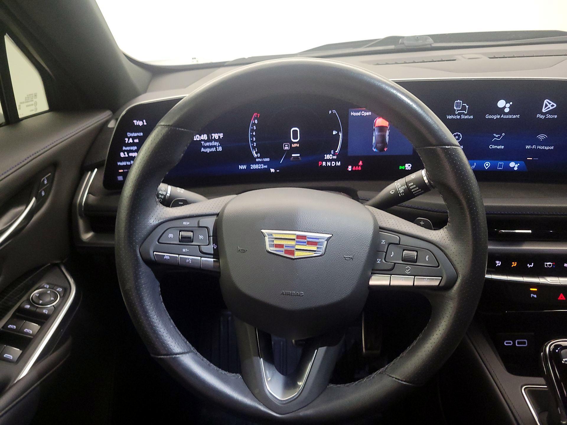 Thumbnail: 2024 Cadillac XT4 - 10