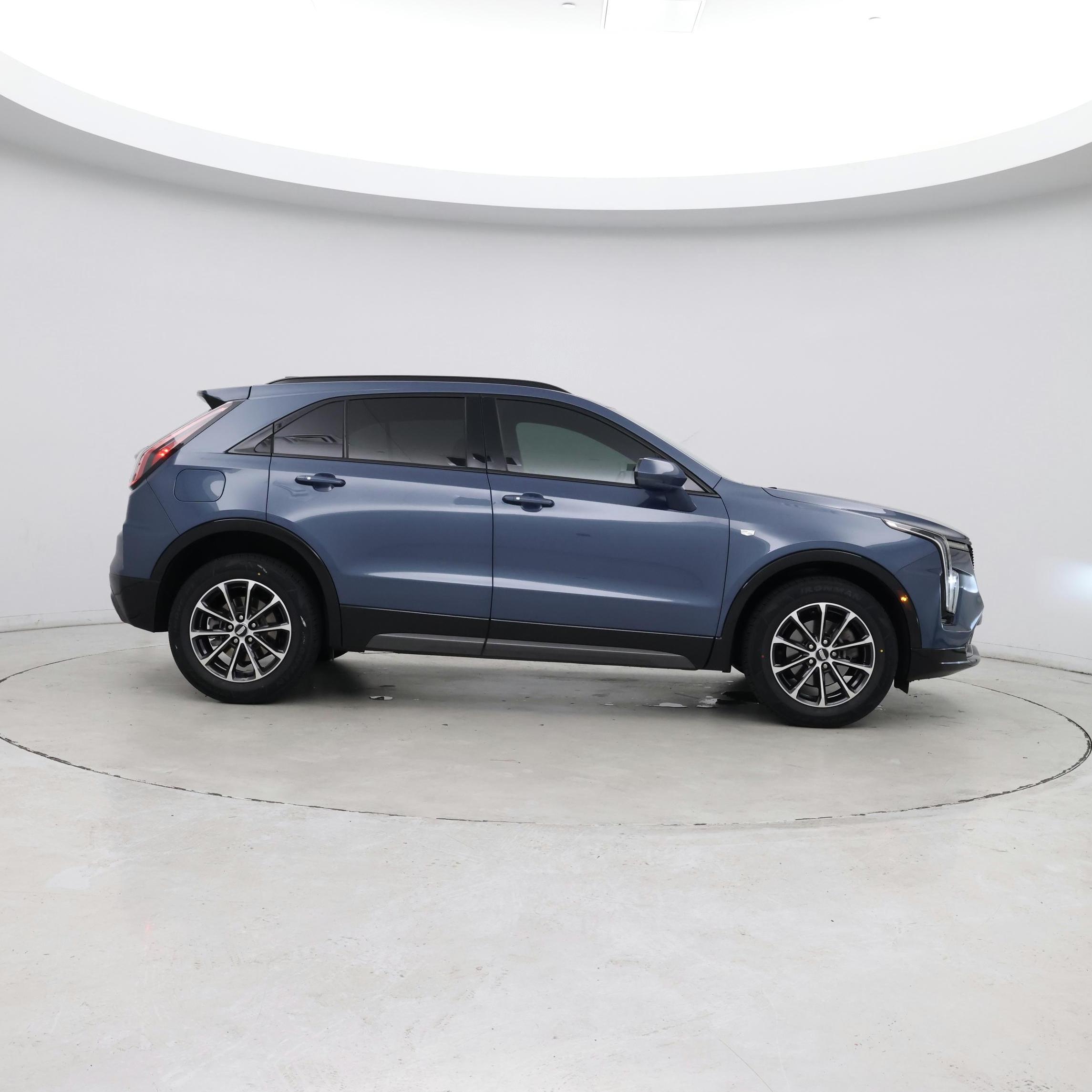 Thumbnail: 2024 Cadillac XT4 - 7