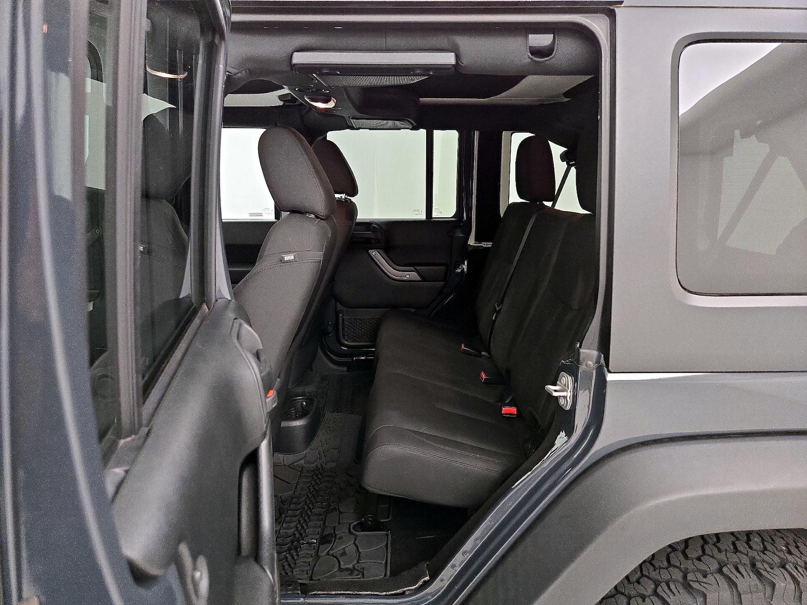 2017 Jeep Wrangler Unlimited Sport S - Photo 18