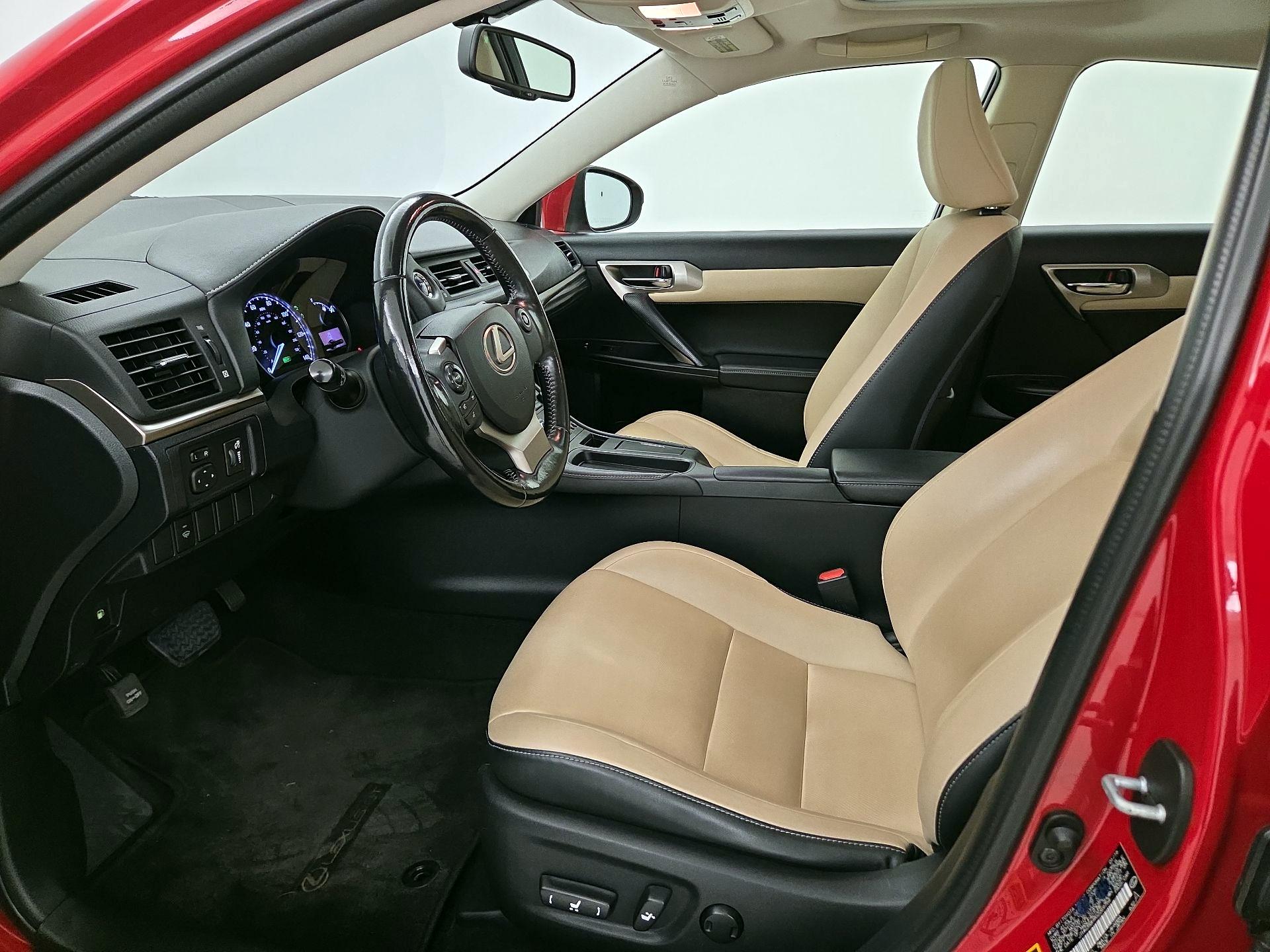 Thumbnail: 2016 Lexus CT - 11