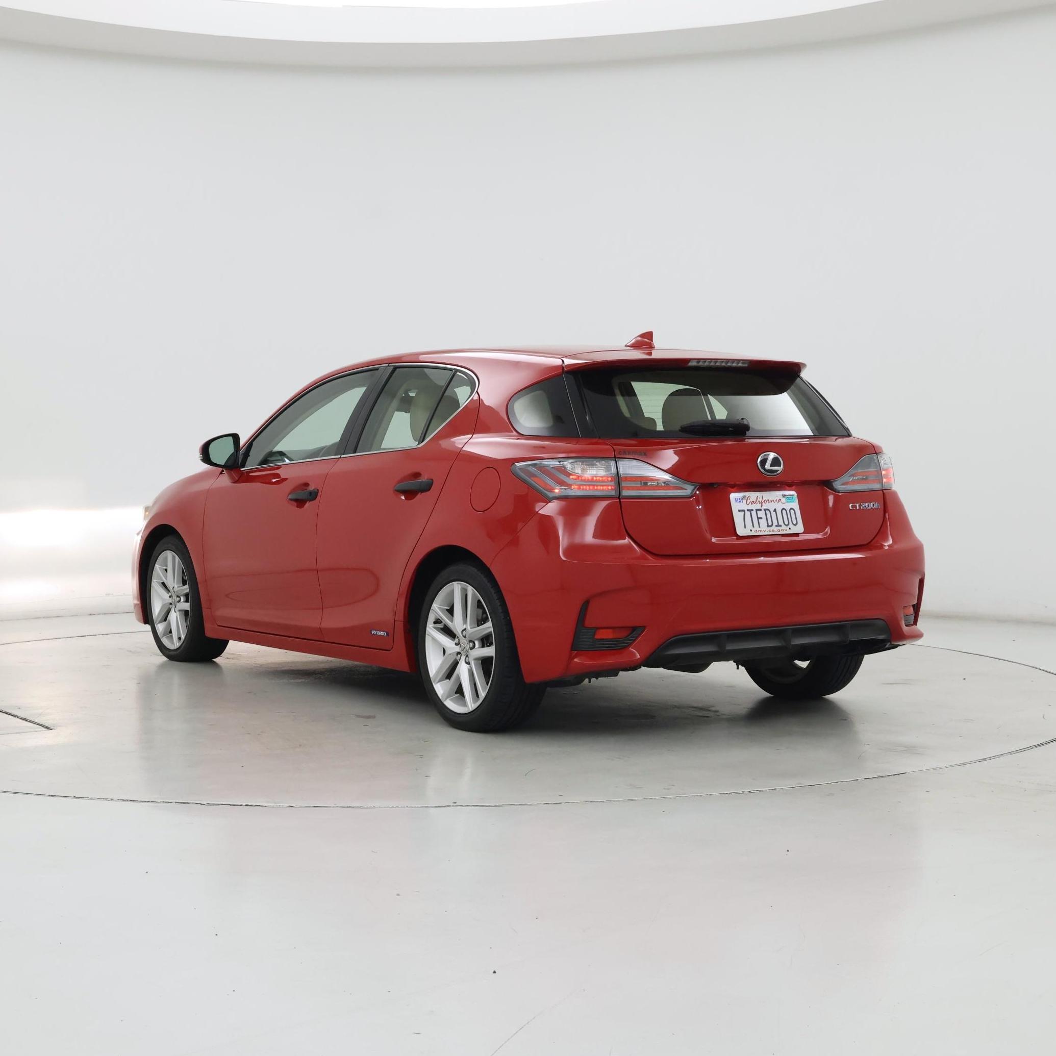 Thumbnail: 2016 Lexus CT - 2