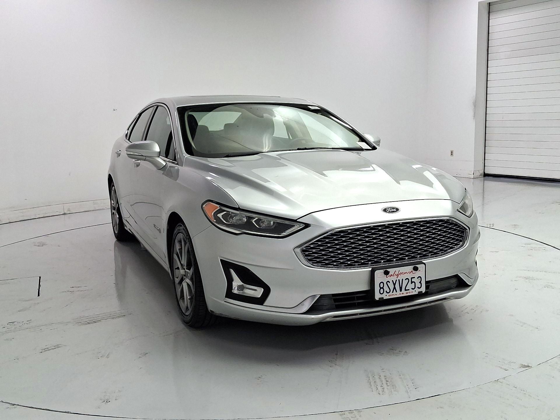 Silver 2019 Ford Fusion Hybrid Sedan Front-Wheel Drive Automatic
