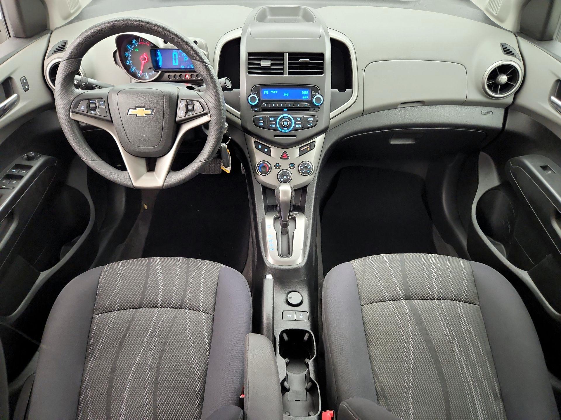 Thumbnail: 2015 Chevrolet Sonic - 9