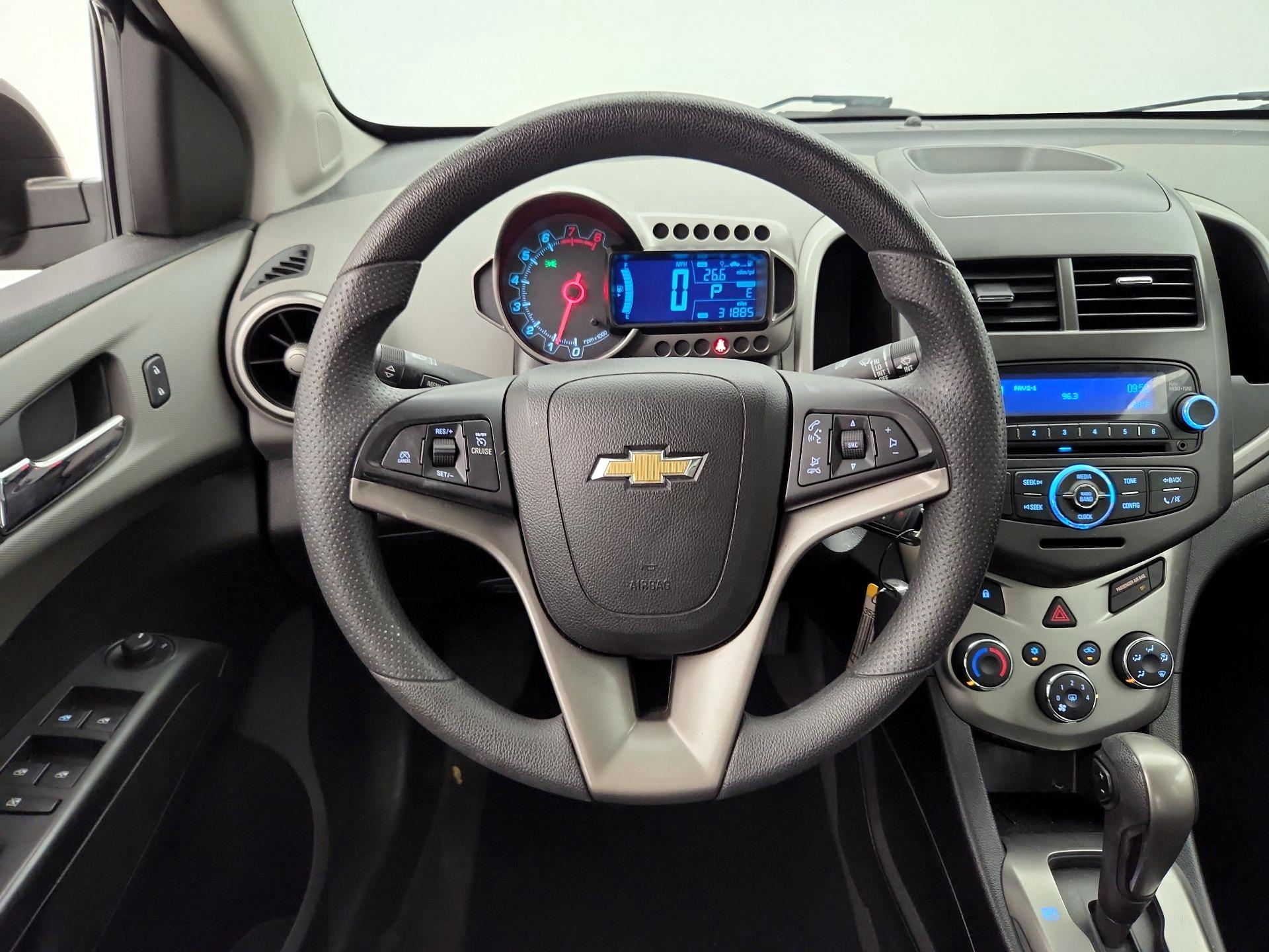 Thumbnail: 2015 Chevrolet Sonic - 10