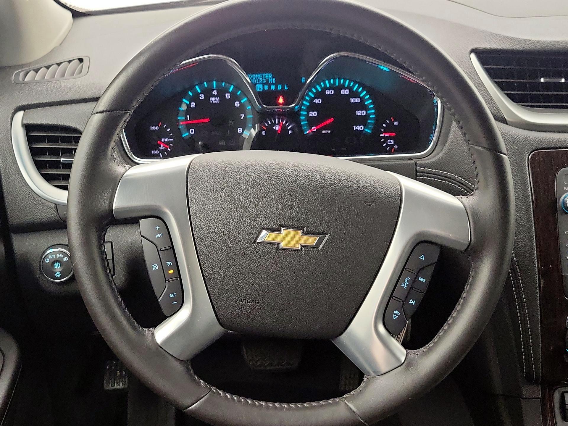 Thumbnail: 2017 Chevrolet Traverse - 10