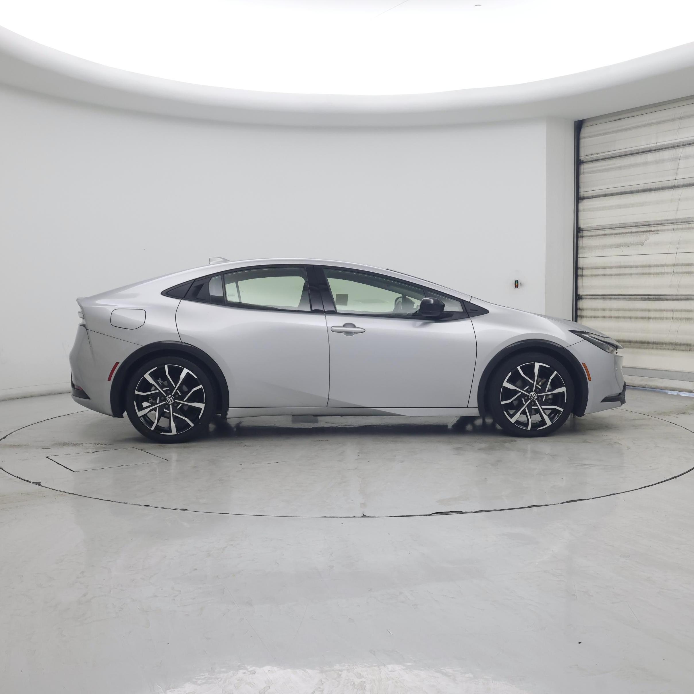 Thumbnail: 2023 Toyota Prius Prime - 7
