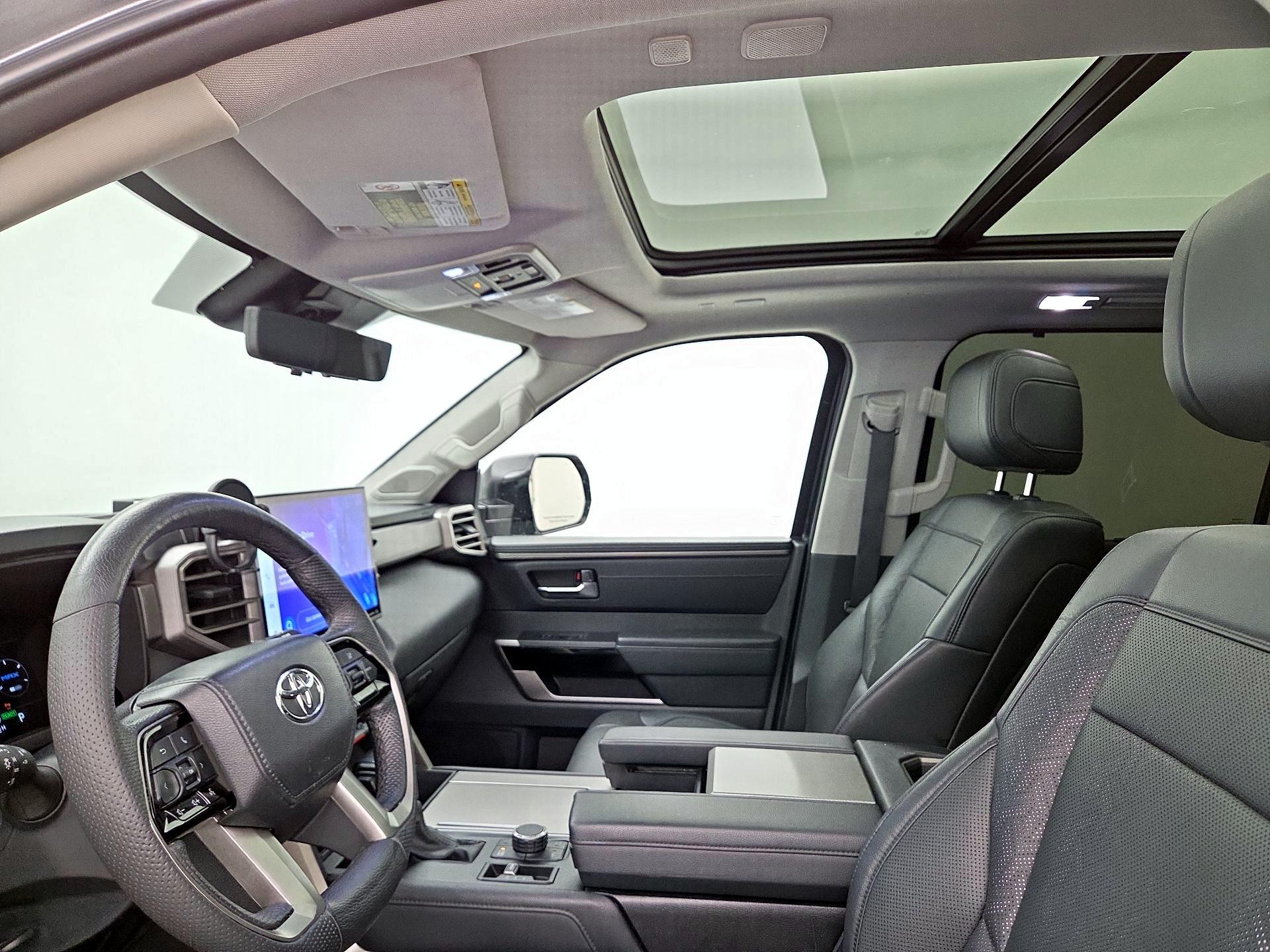 Thumbnail: 2023 Toyota Sequoia - 19
