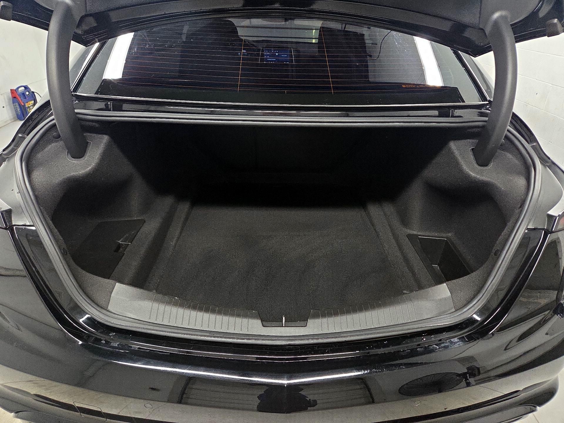Thumbnail: 2023 Cadillac CT5 - 20