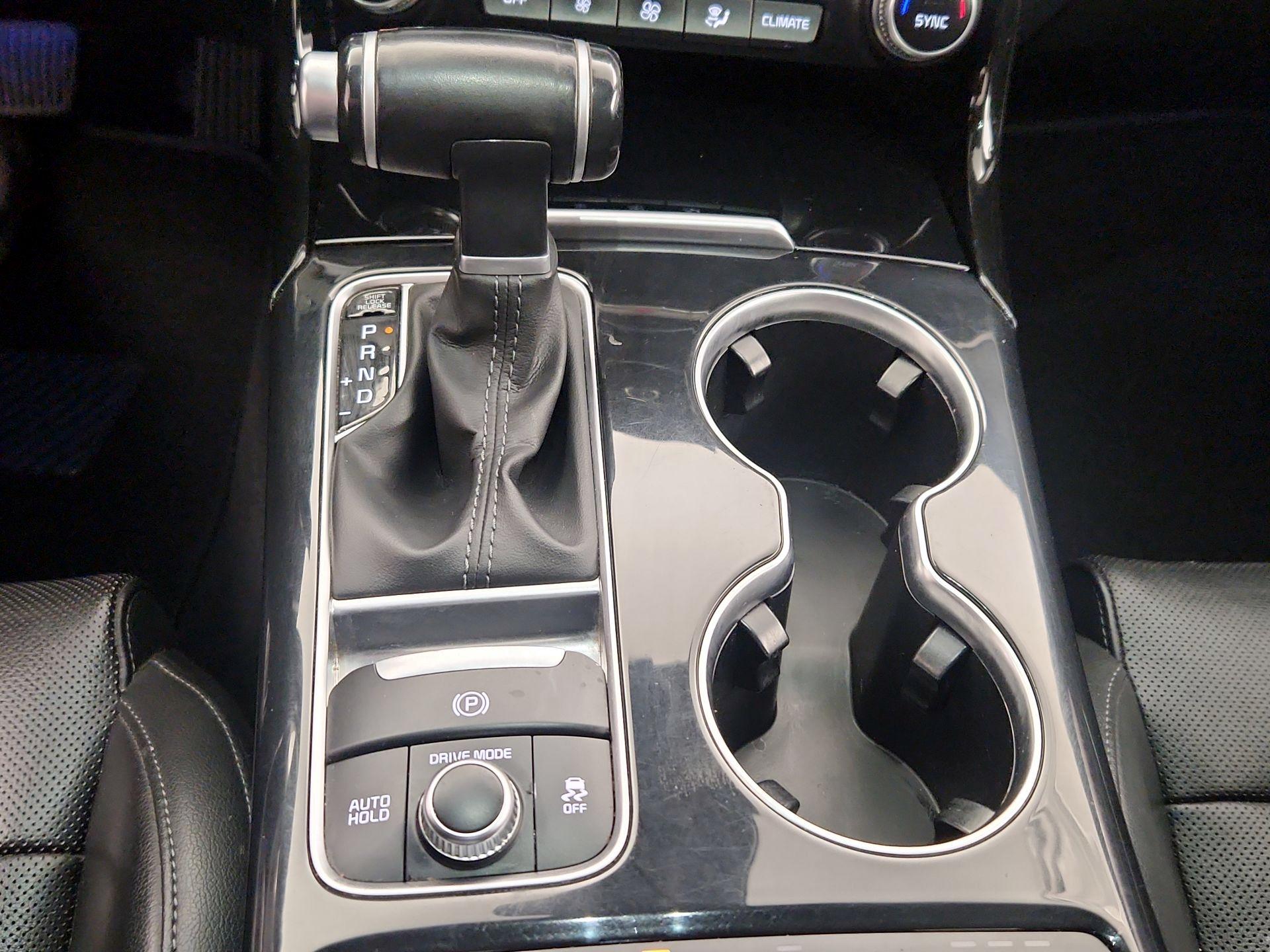 Thumbnail: 2019 Kia Stinger - 18