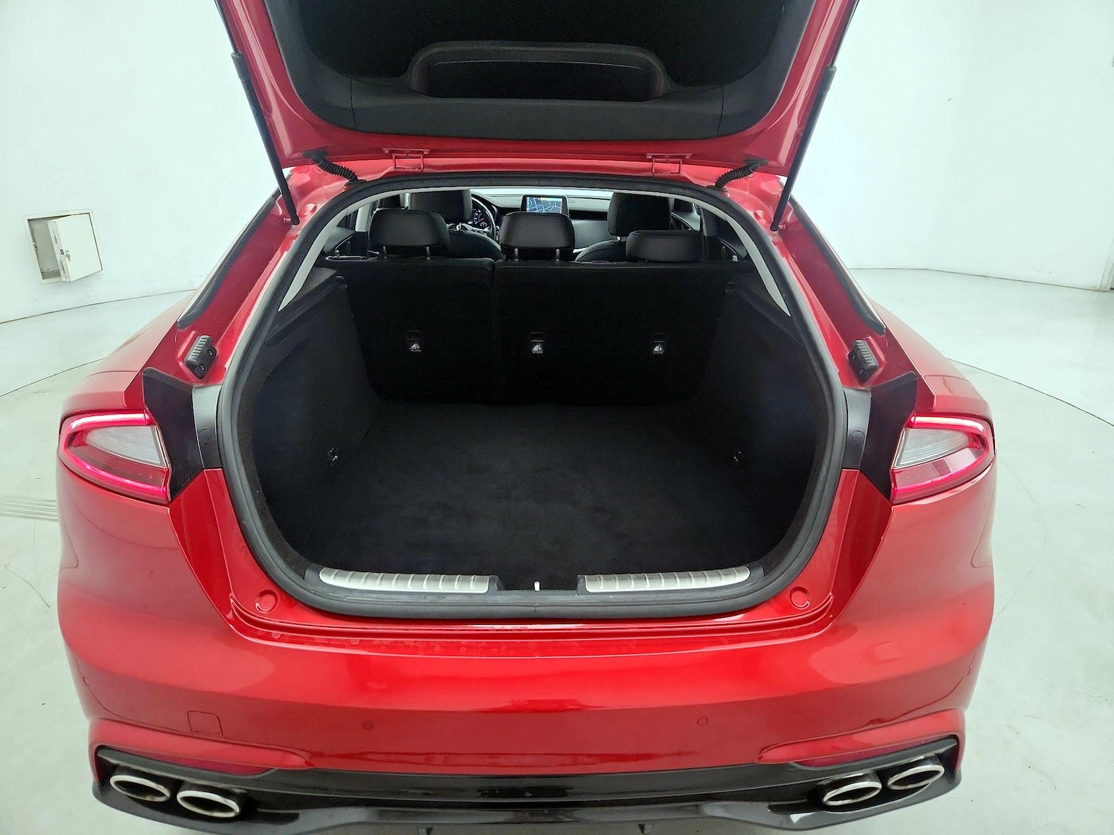 2019 Kia Stinger Premium - Photo 23