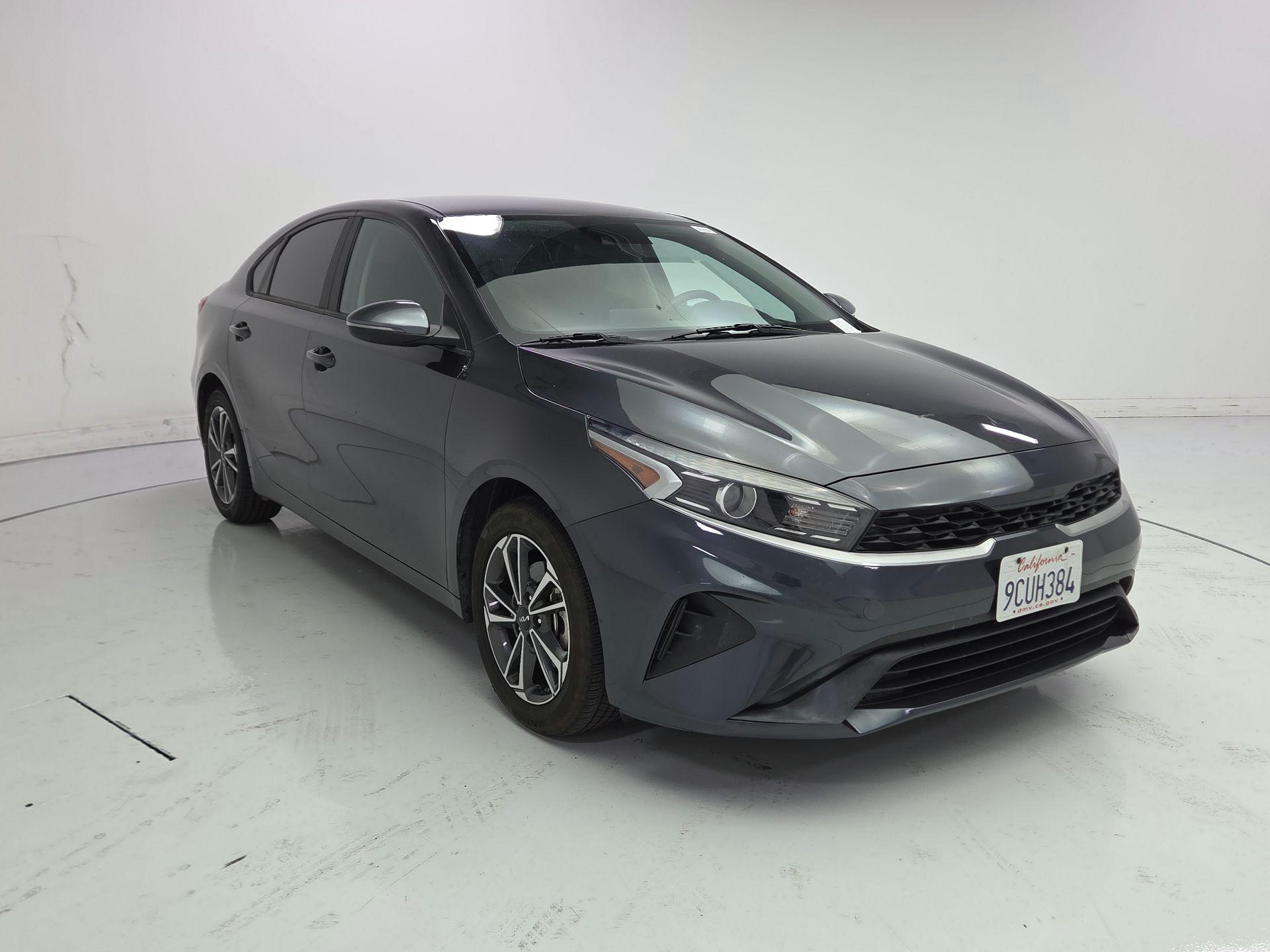 Thumbnail: 2023 Kia Forte - 1
