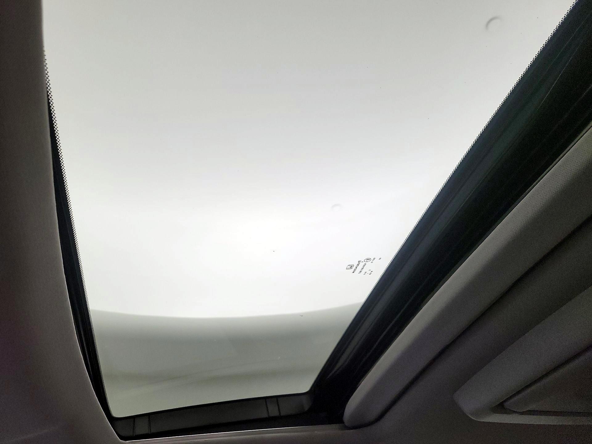 Thumbnail: 2019 Honda Pilot - 12