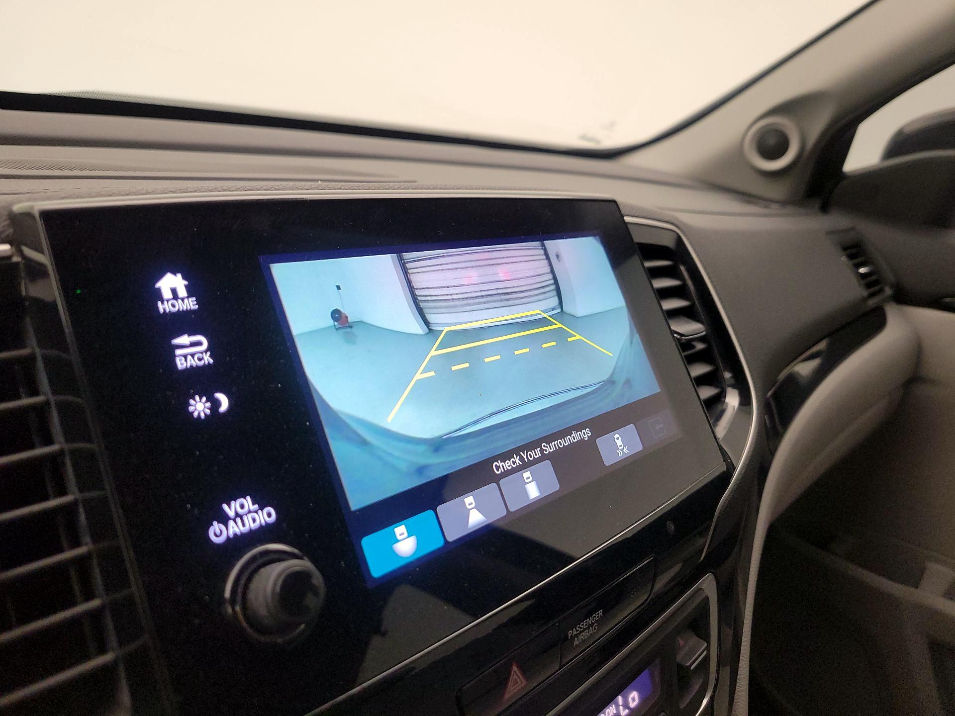 Thumbnail: 2019 Honda Pilot - 15