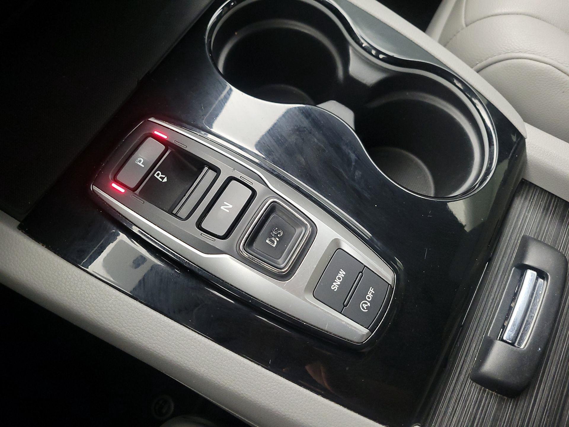 Thumbnail: 2019 Honda Pilot - 18