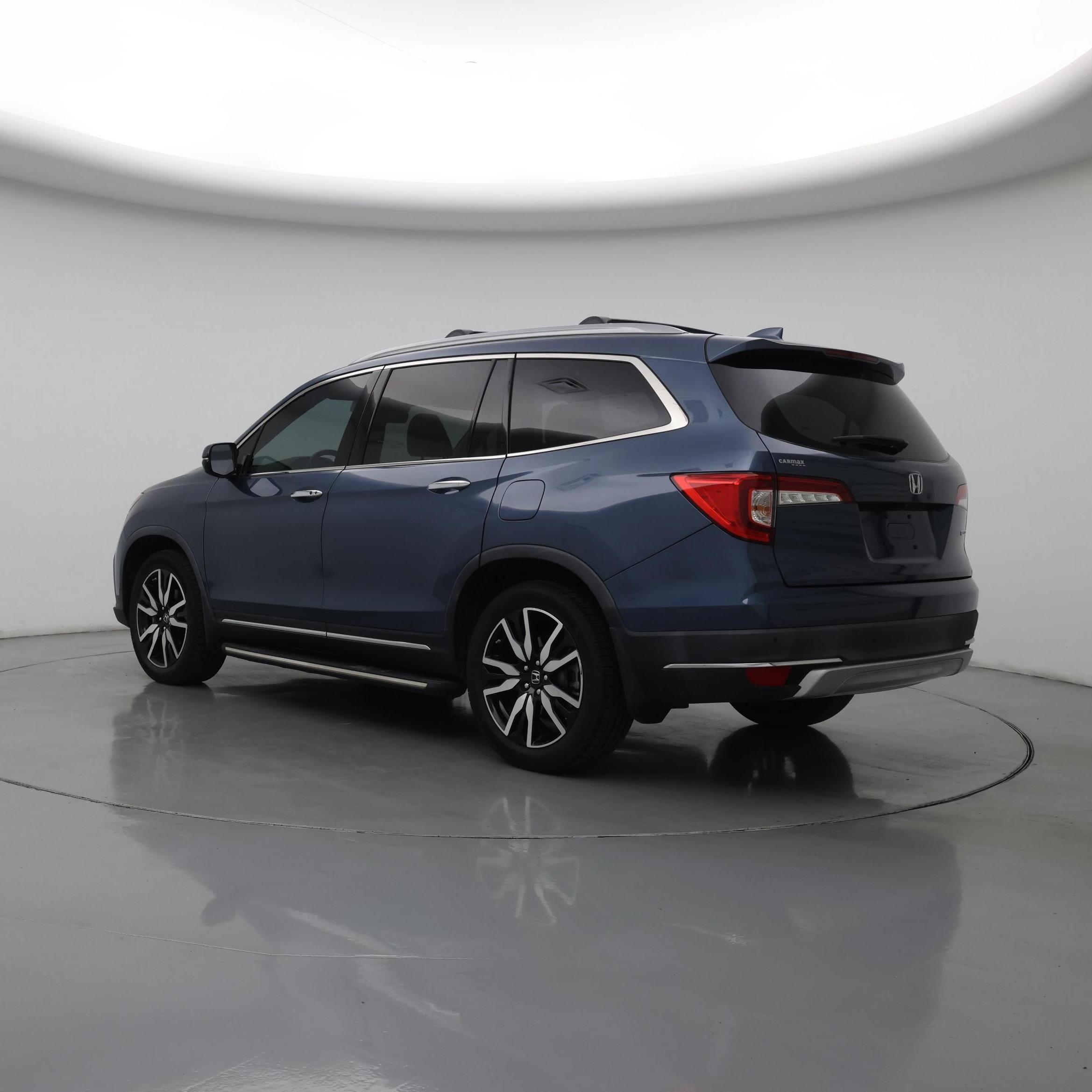 Thumbnail: 2019 Honda Pilot - 2