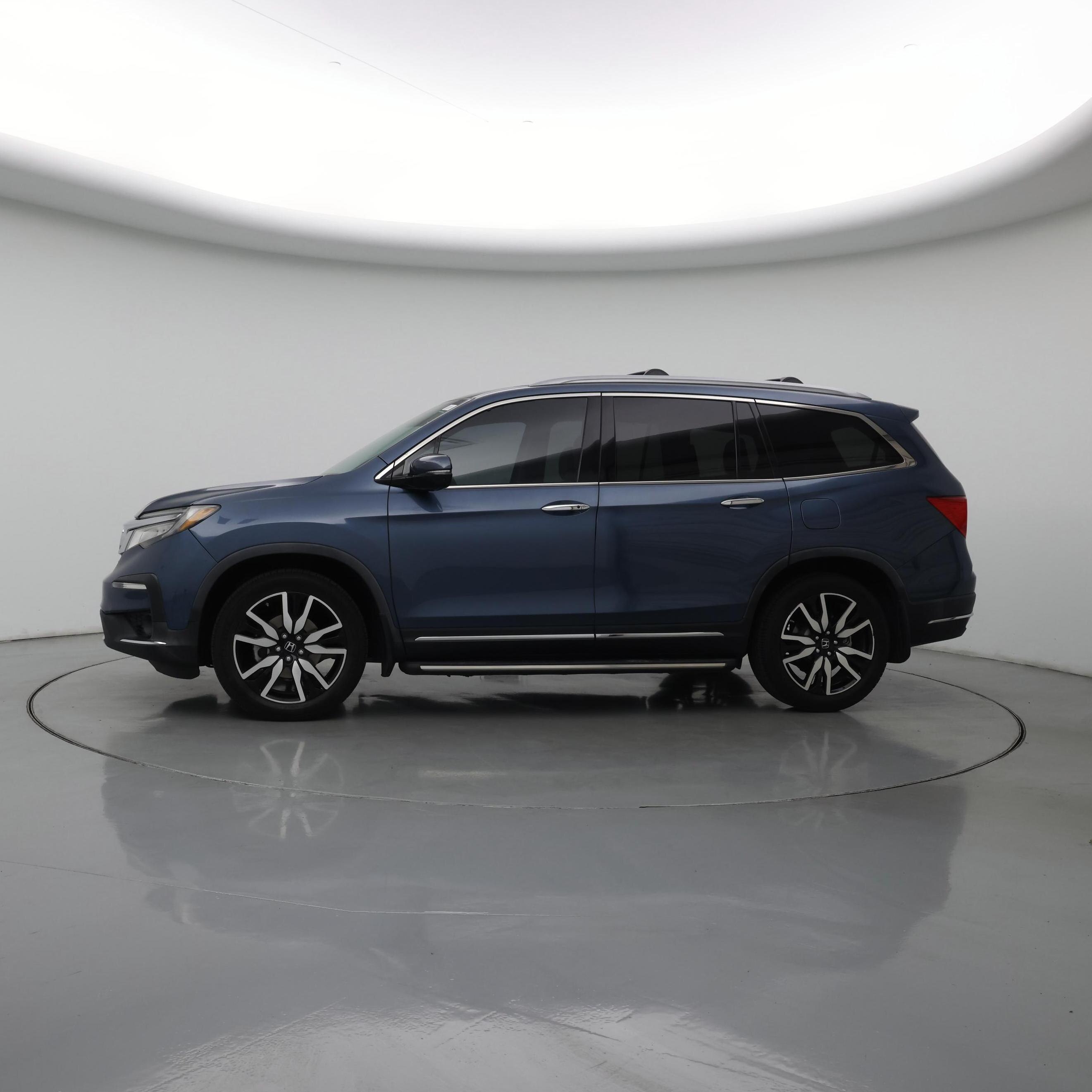 Thumbnail: 2019 Honda Pilot - 3