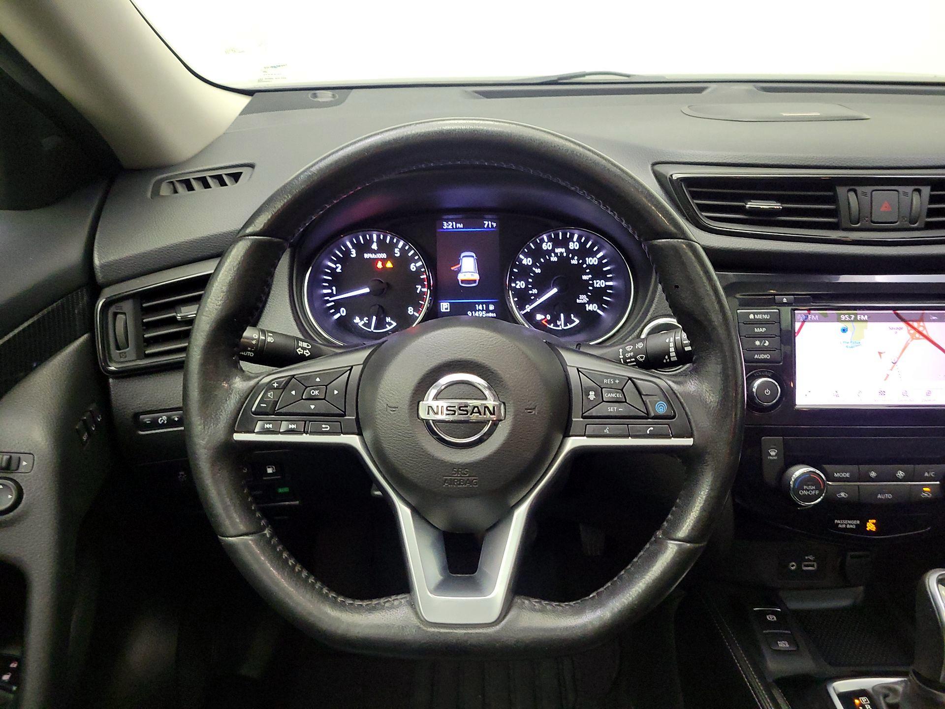 Thumbnail: 2019 Nissan Rogue - 10