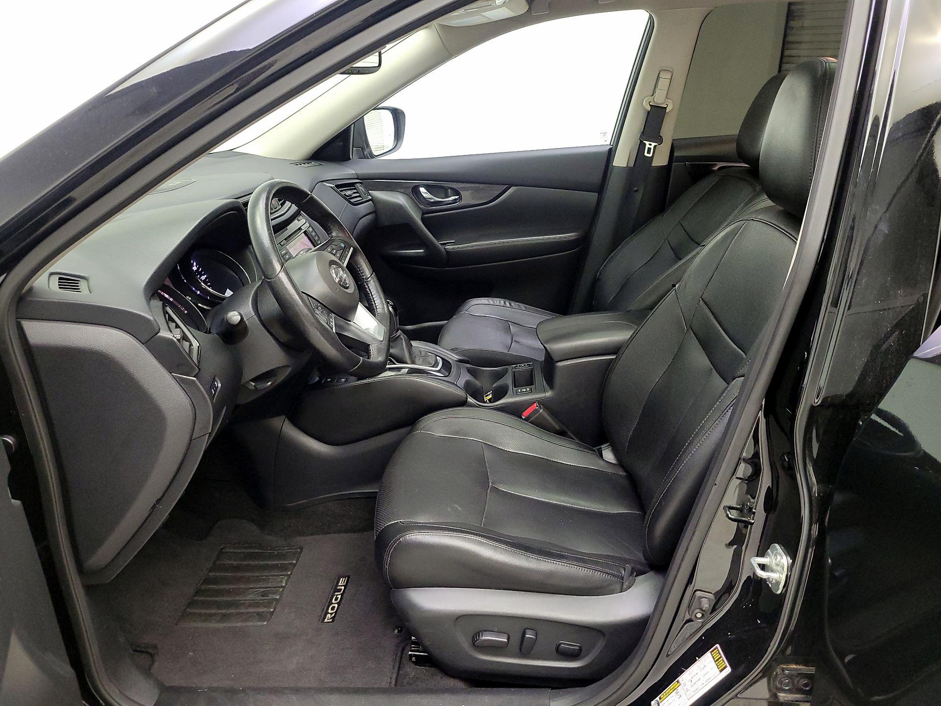 Thumbnail: 2019 Nissan Rogue - 11