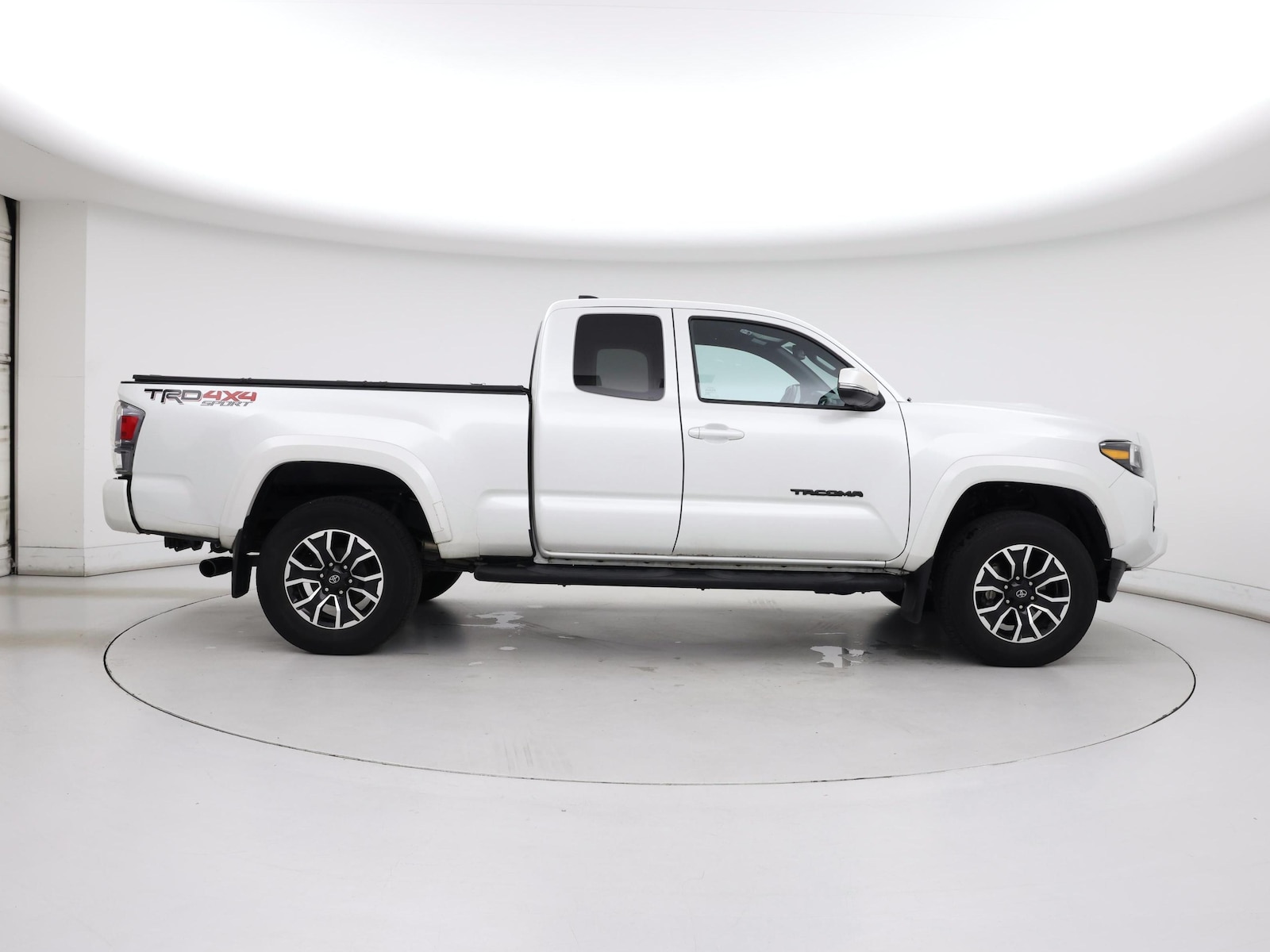 2022 Toyota Tacoma TRD Sport - Photo 8