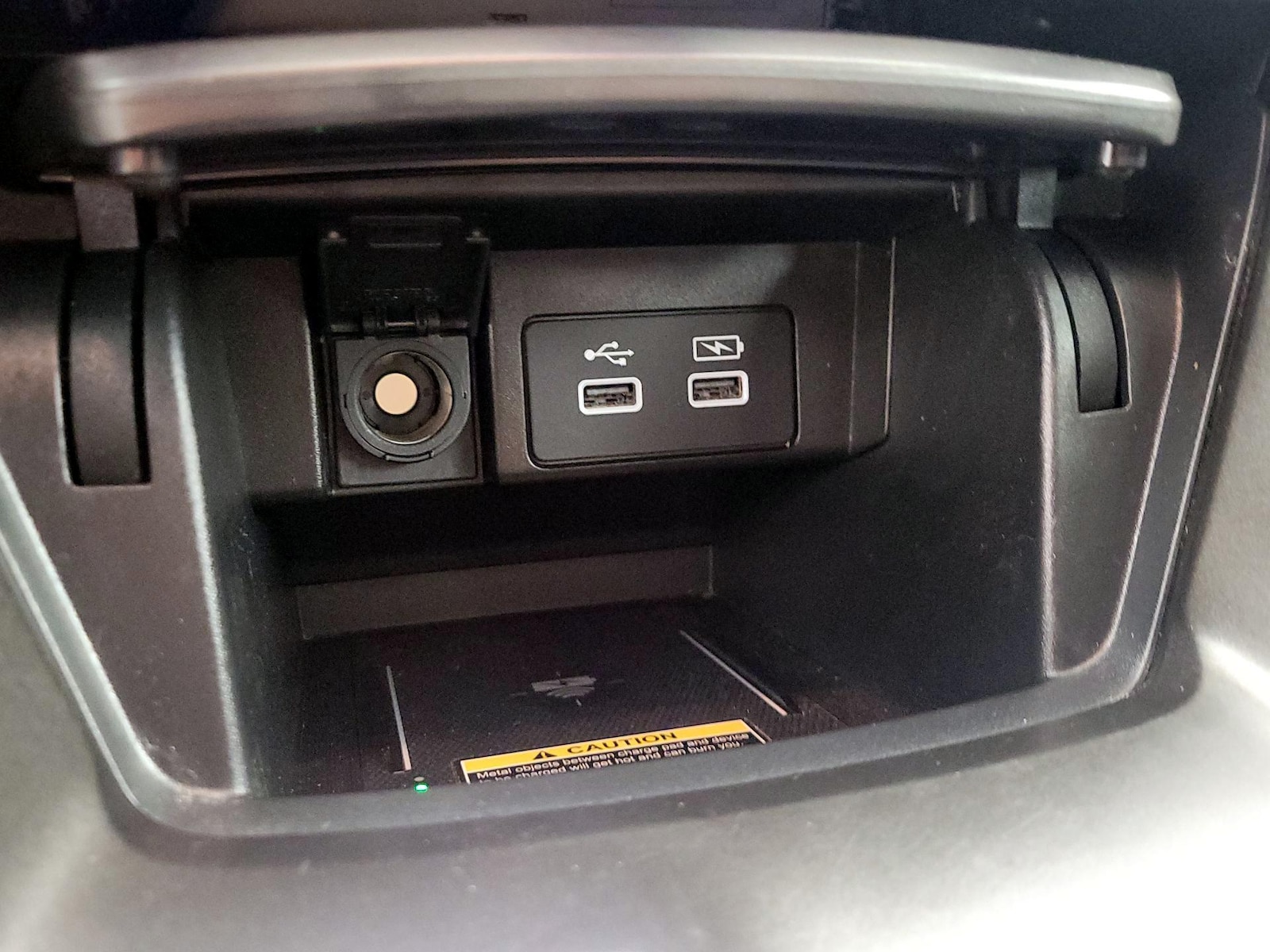 2022 Honda Accord Hybrid Touring - Photo 20
