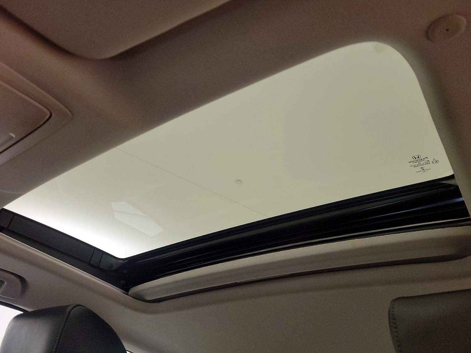 2022 Honda Accord Hybrid Touring - Photo 21