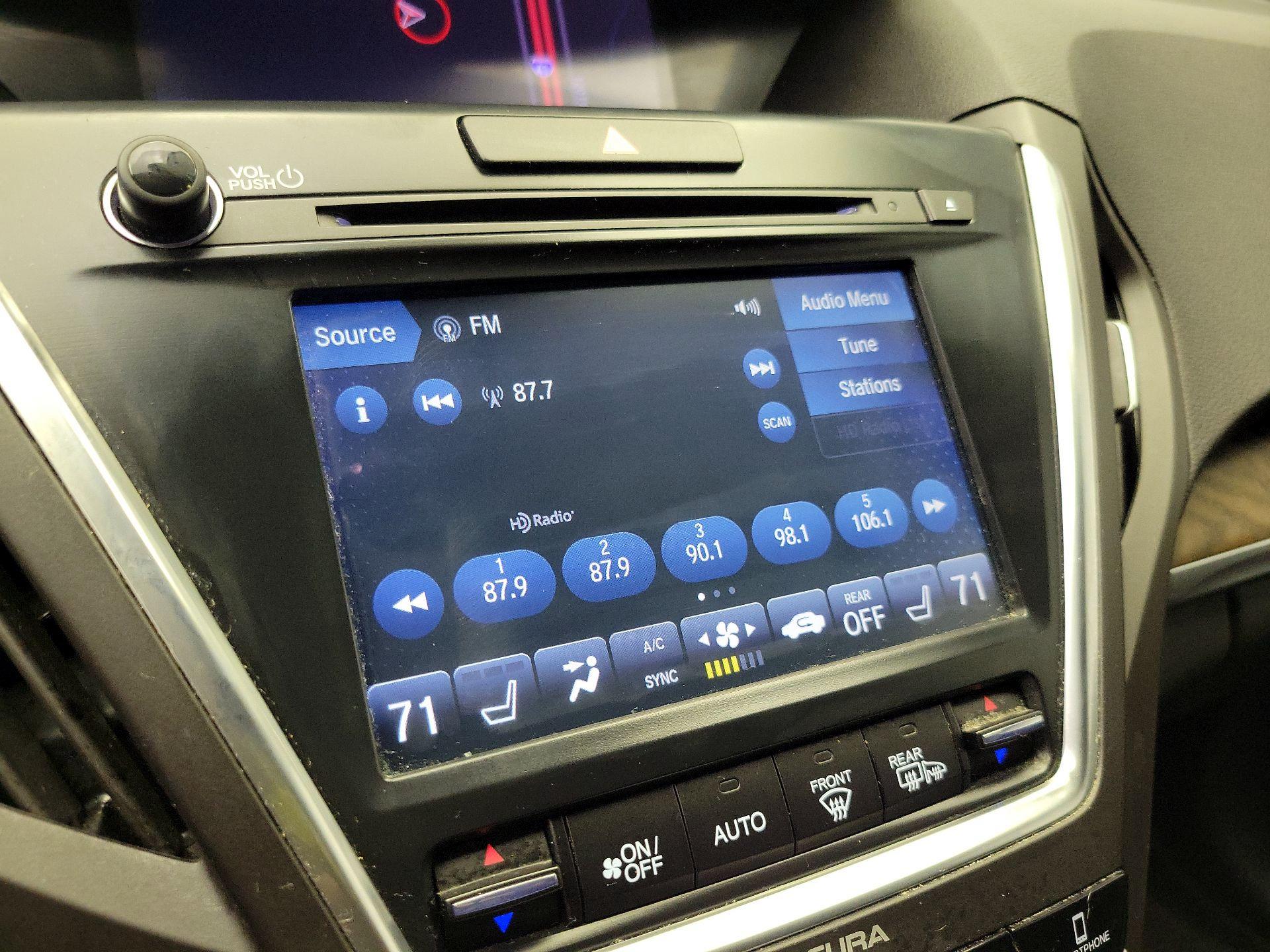 Thumbnail: 2020 Acura MDX - 16