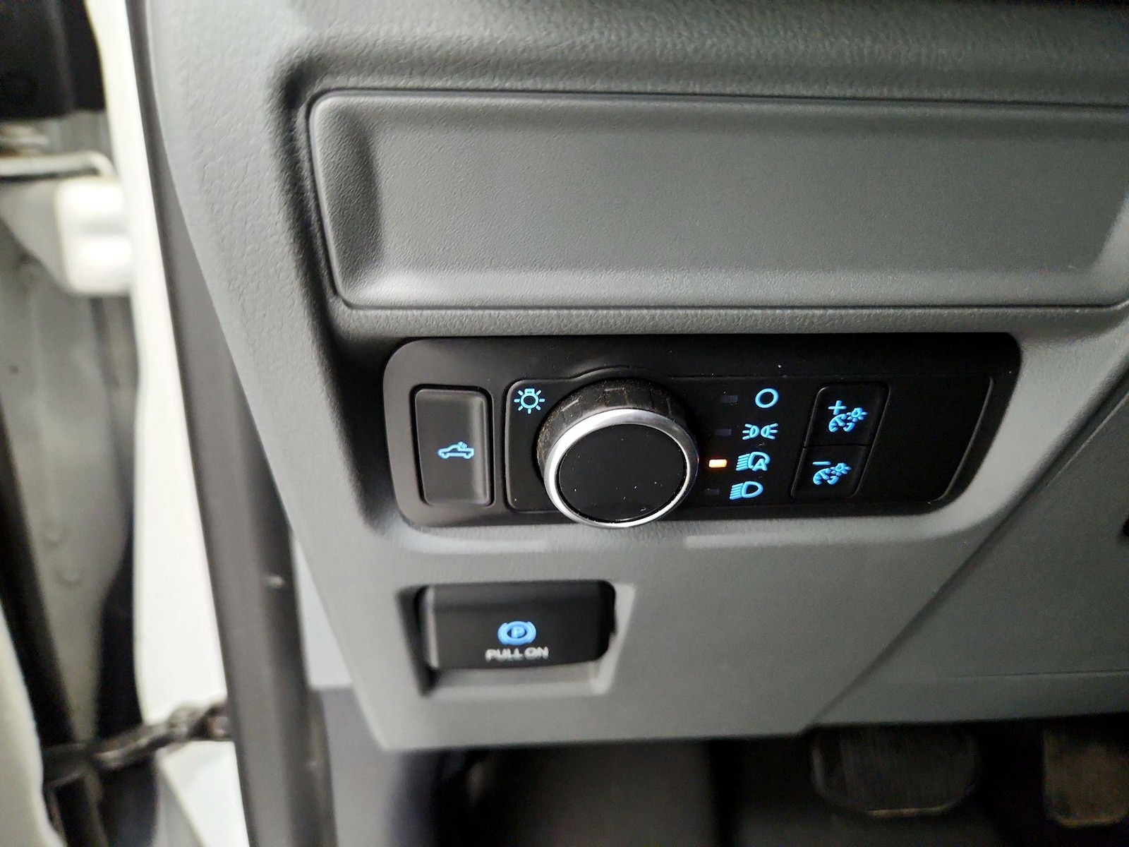 2021 Ford F-150 XL - Photo 14