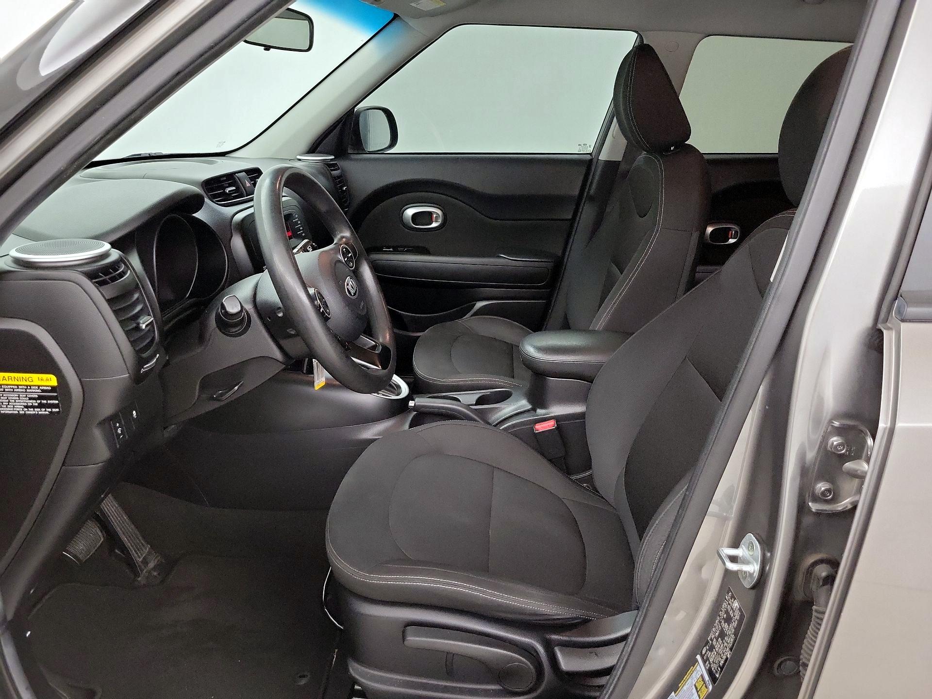 Thumbnail: 2015 Kia Soul - 11