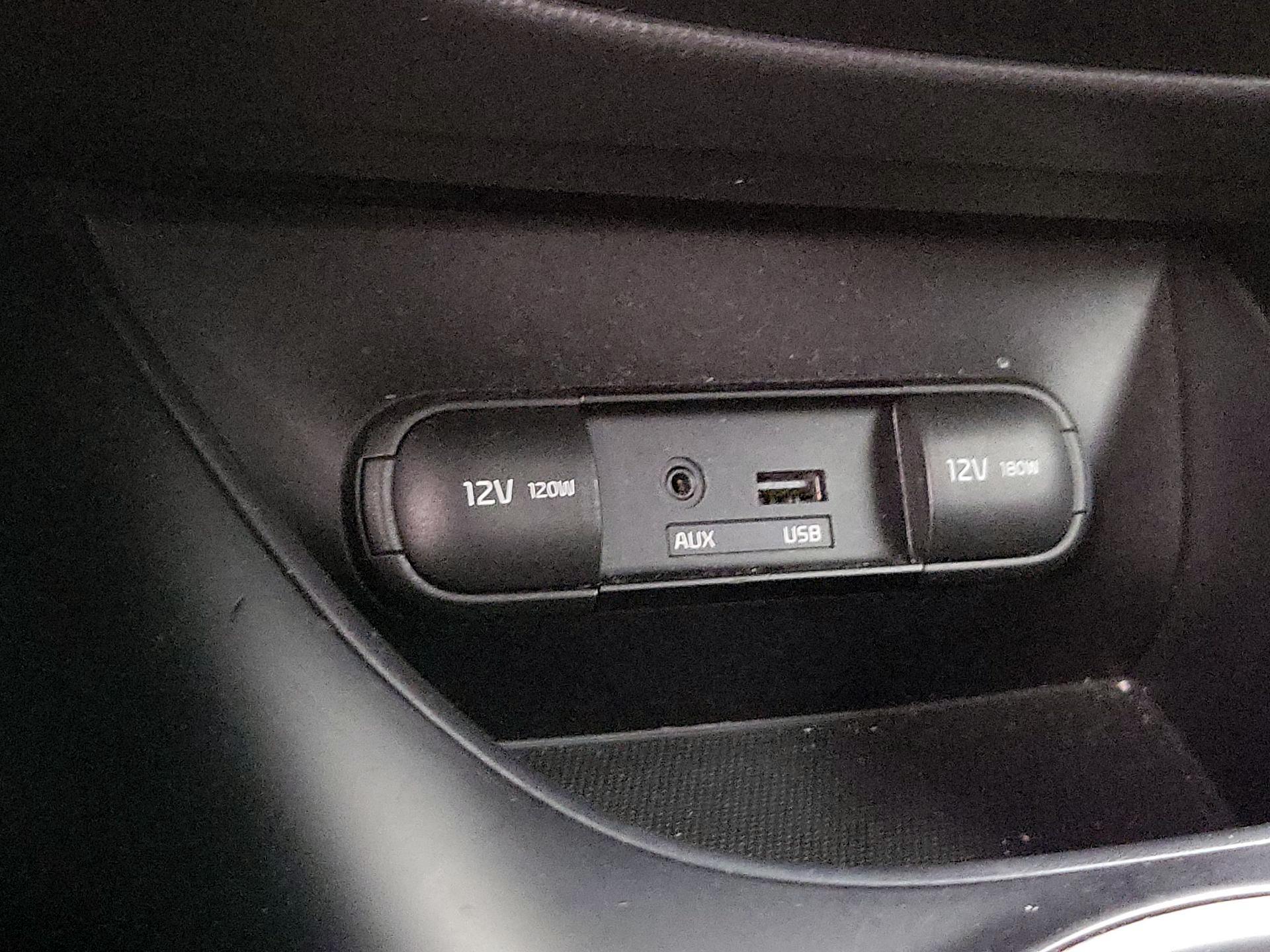 Thumbnail: 2015 Kia Soul - 17