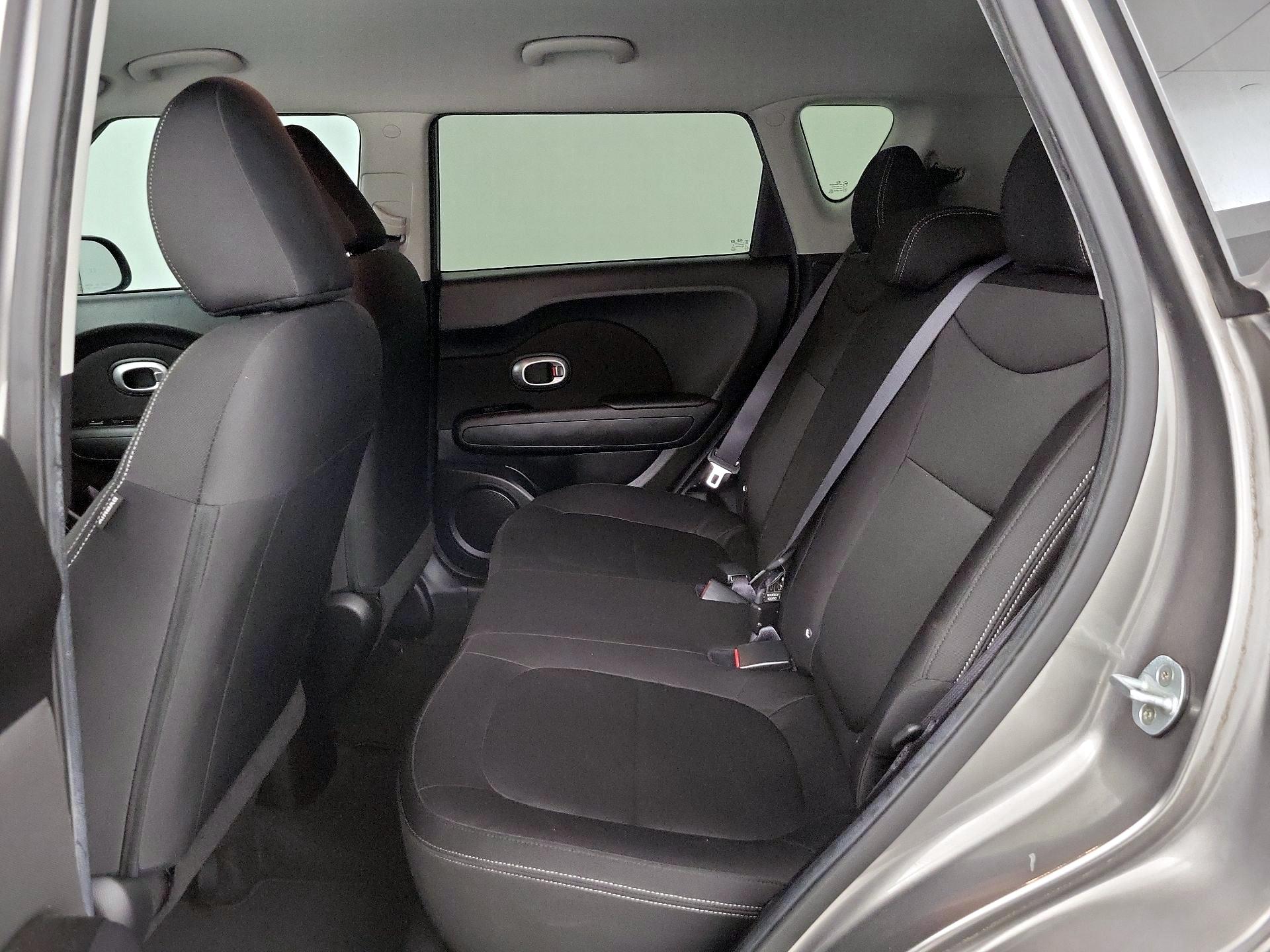 Thumbnail: 2015 Kia Soul - 18
