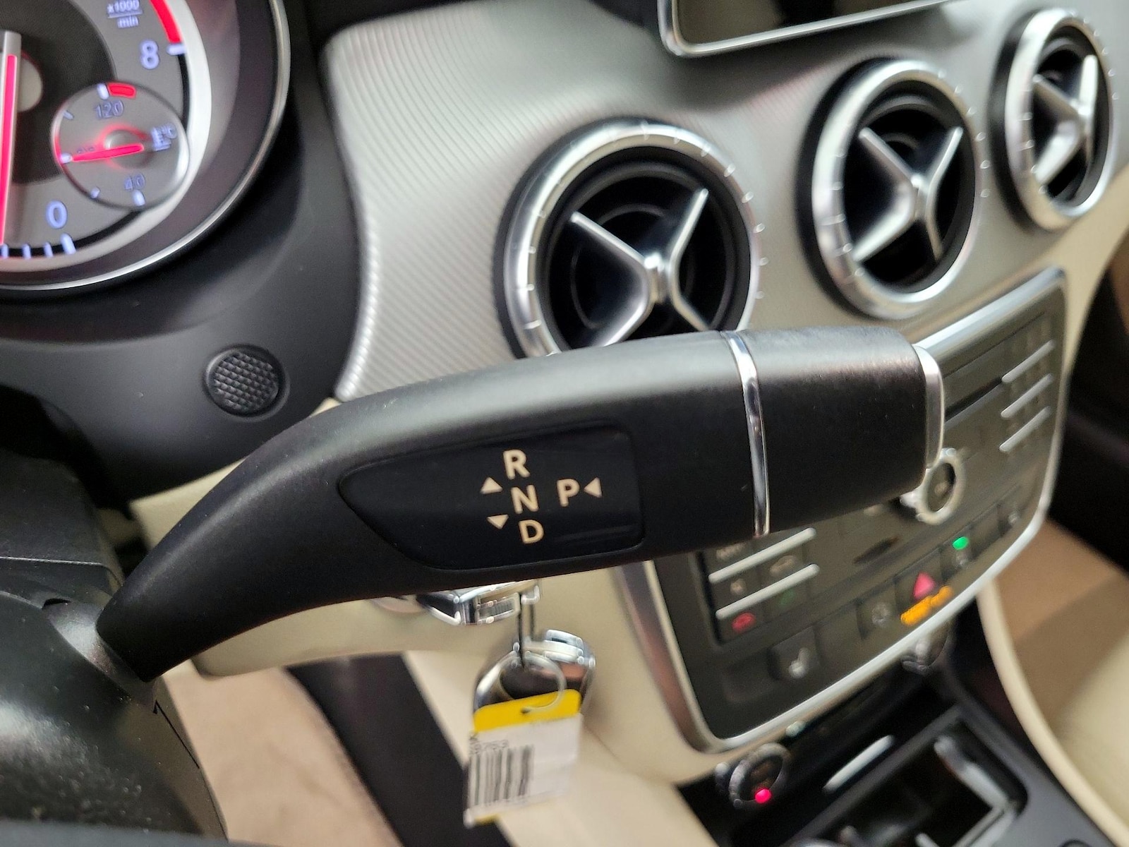 2015 Mercedes-Benz CLA-Class CLA250 - Photo 17