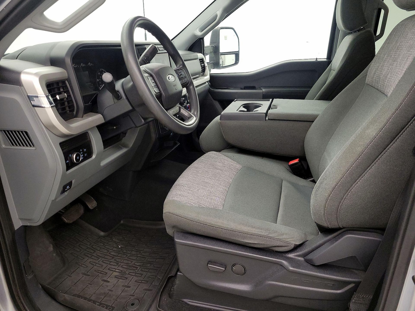 Power Seat(s) & Side Airbags