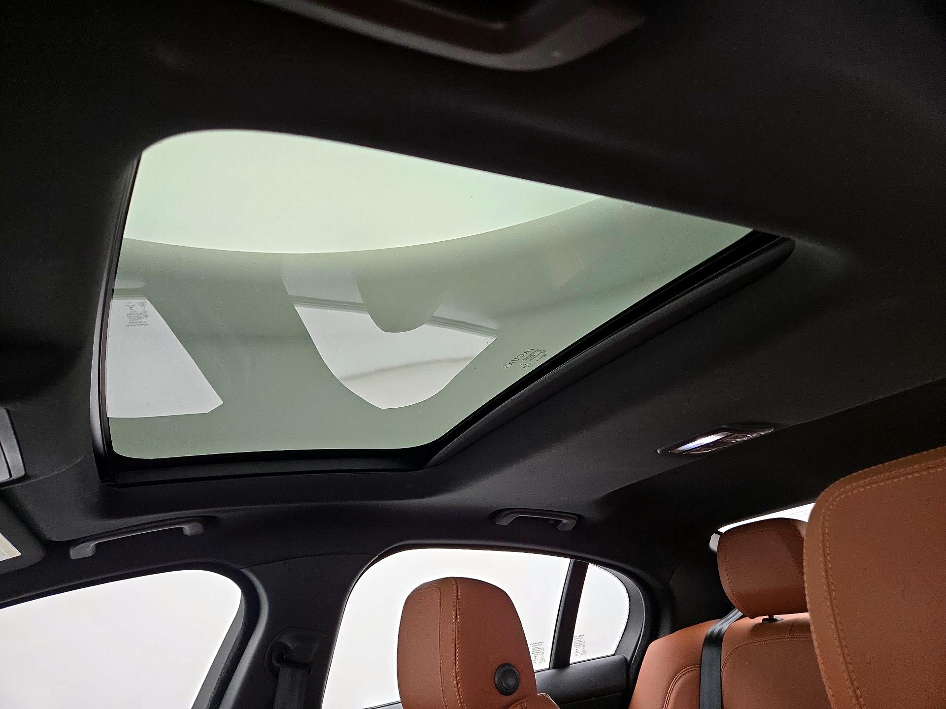 Thumbnail: 2020 Jaguar XE - 20