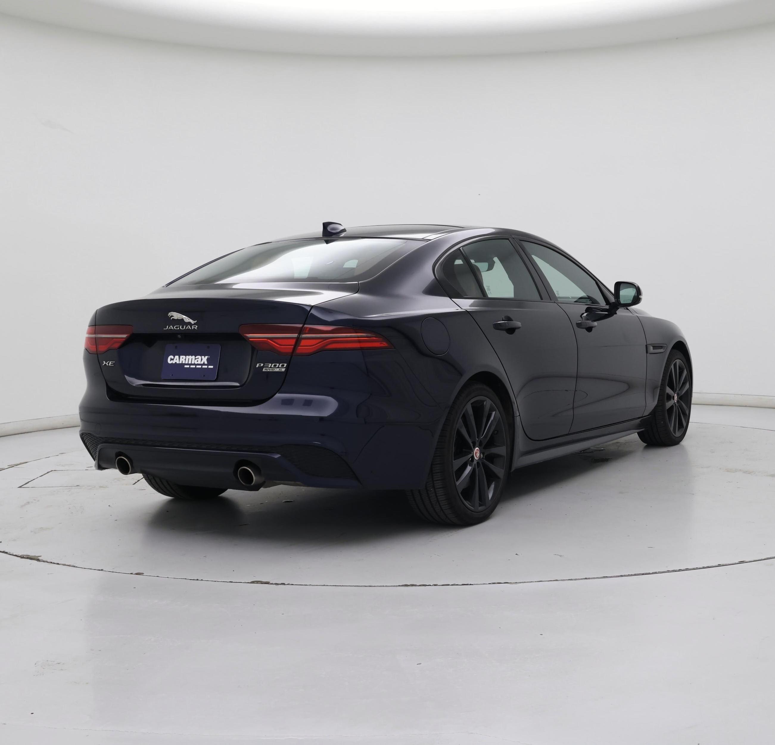 Thumbnail: 2020 Jaguar XE - 8