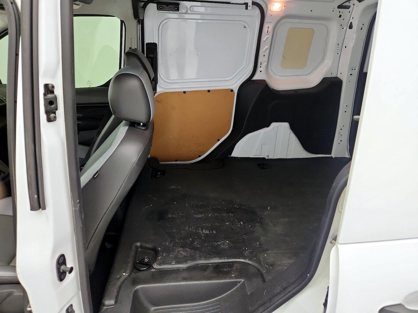 2018 Ford Transit Connect XL - Photo 19