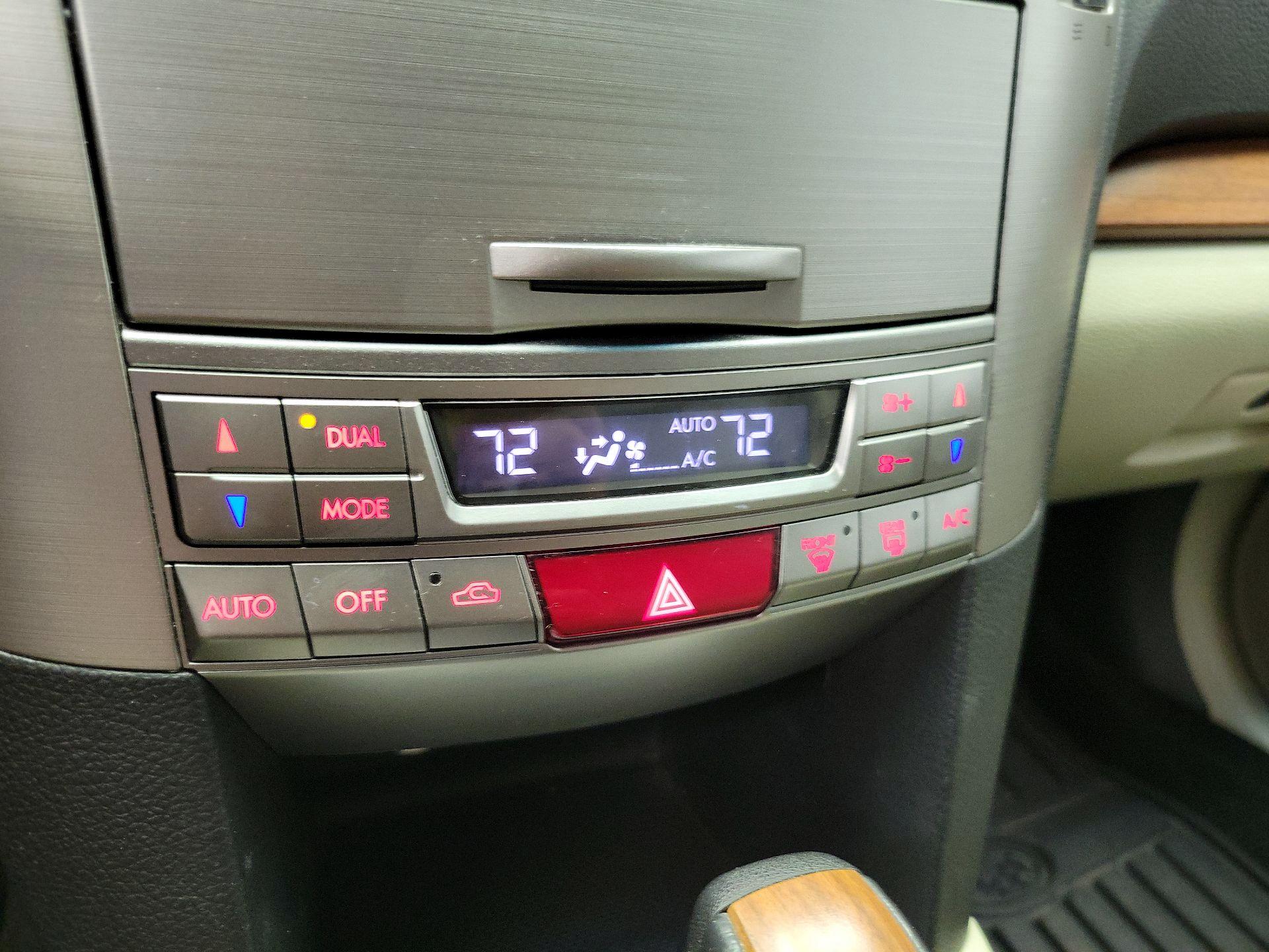 Thumbnail: 2014 Subaru Outback - 16